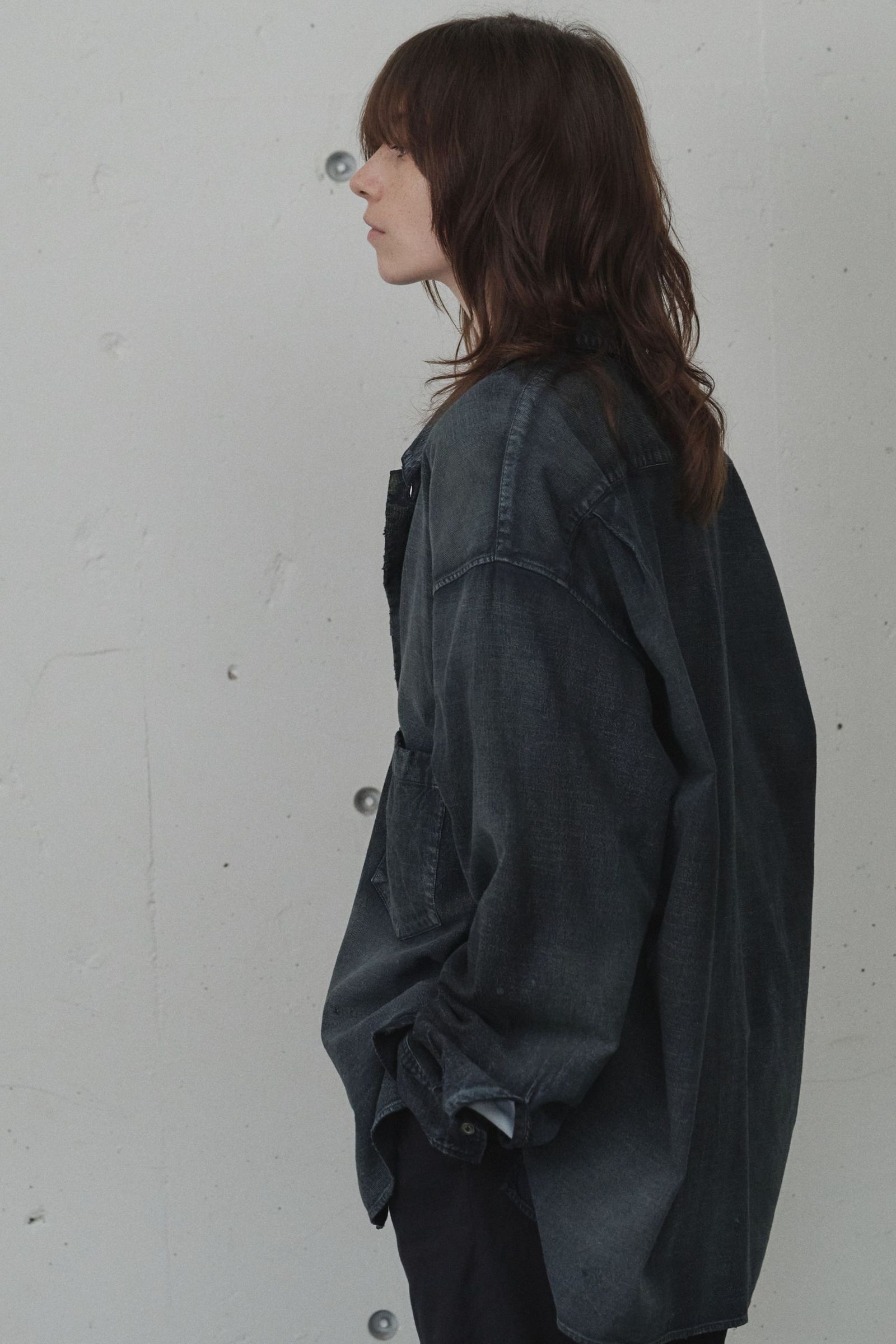 BRUSHSTROKE AGING SHIRT | BLACK | シャツ