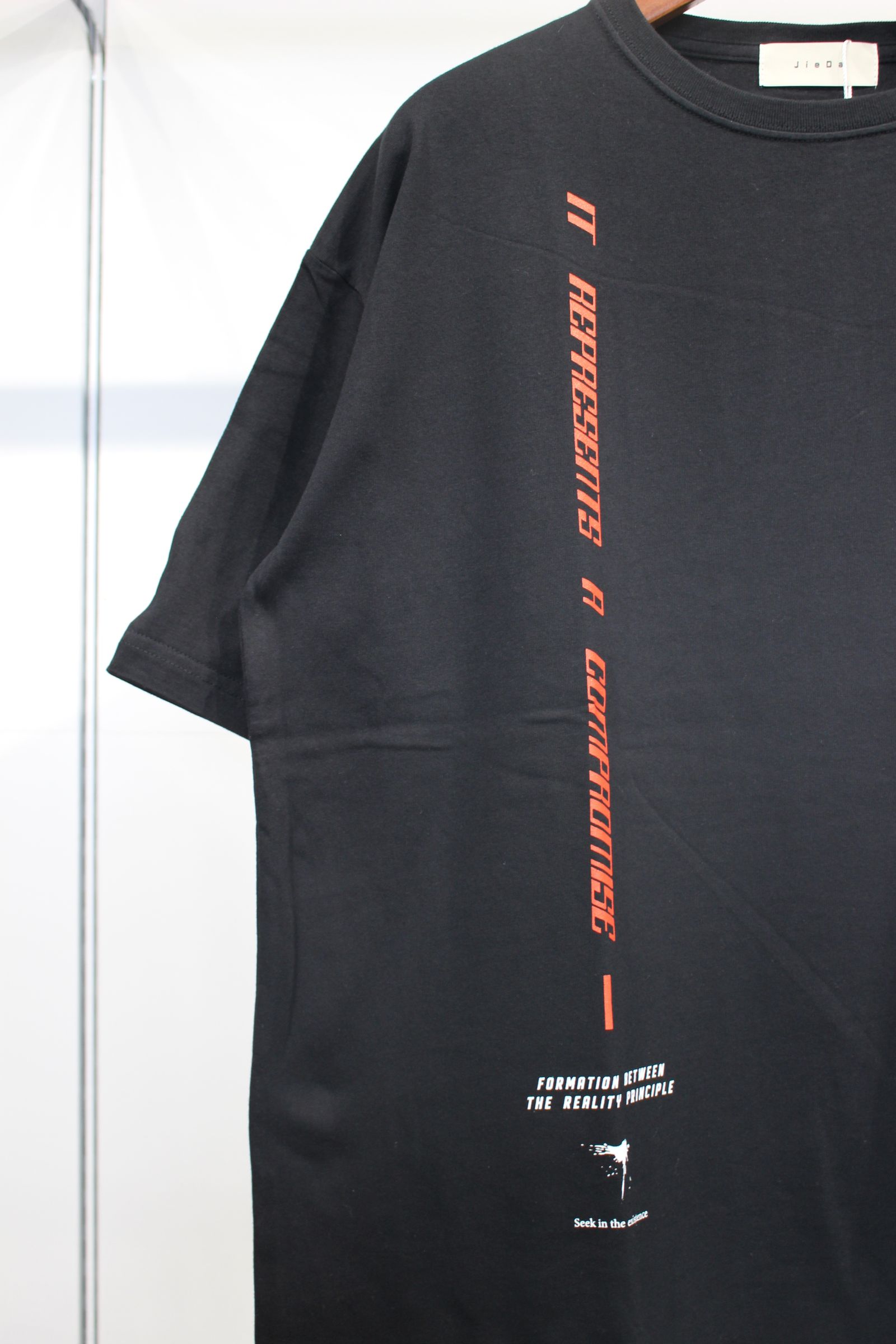 DISTORTION JIEDA TEE/カットソー