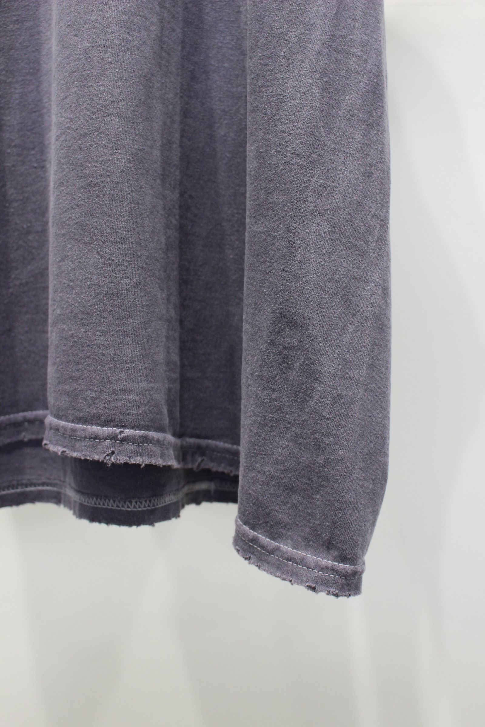 EMBROIDERY DYED T-SHIRT | PURPLE | カットソー