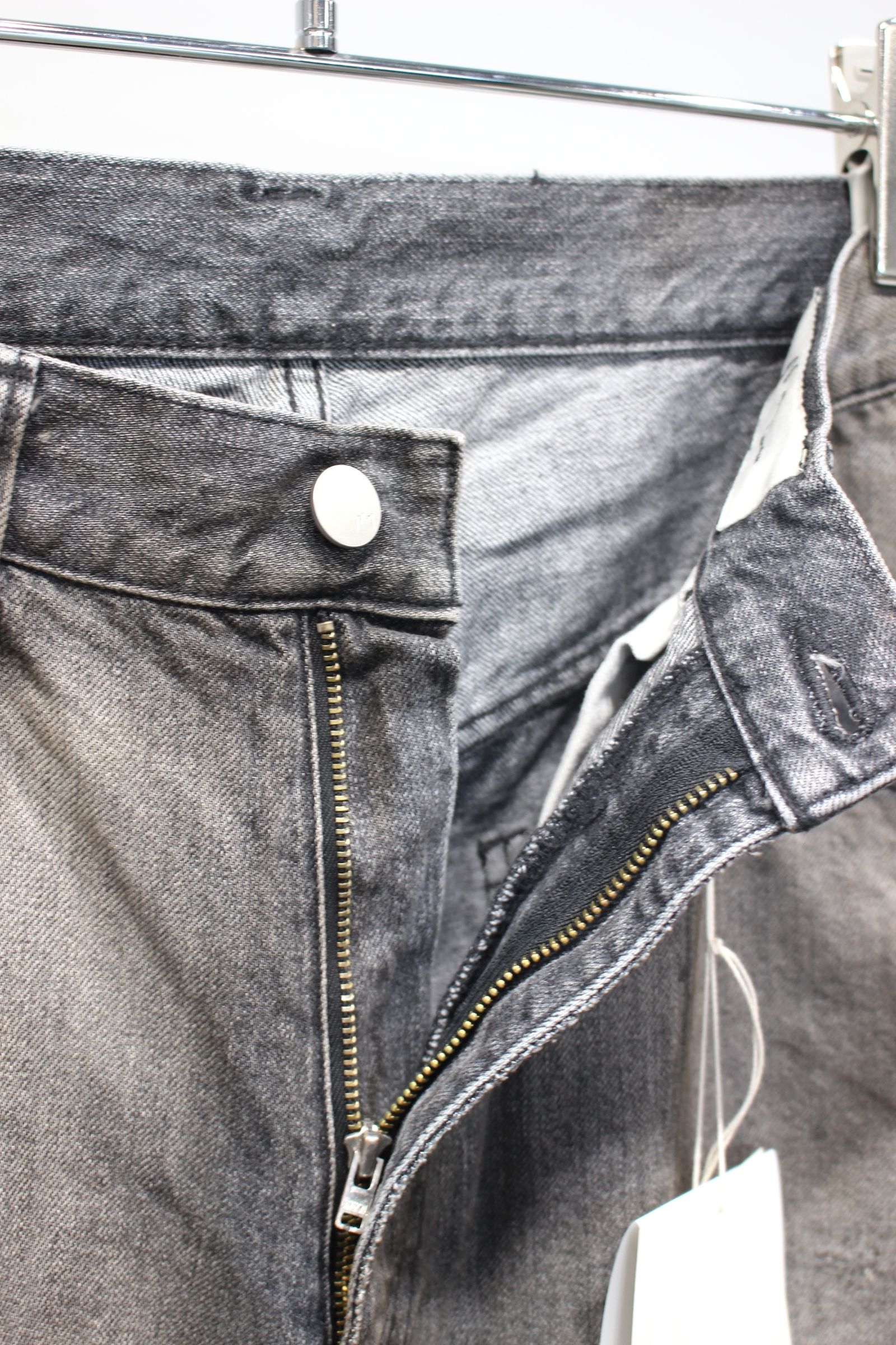 SHOE-CUT DENIM PANTS | BLACK | デニムパンツ