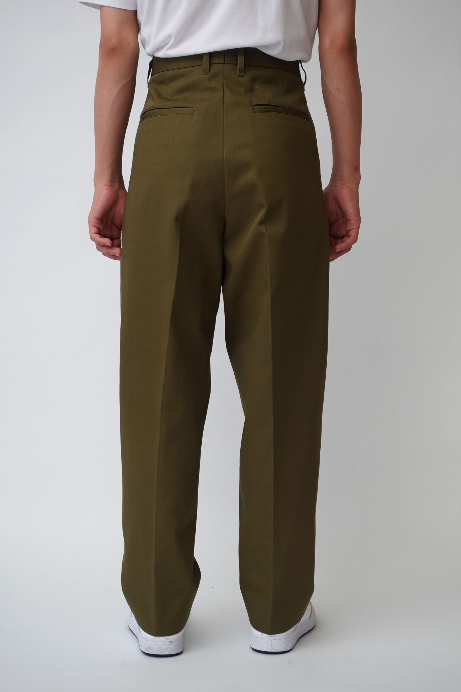 UNIVERSAL PRODUCTS - COTTON 1TUCK TROUSERS/コットン1 ...