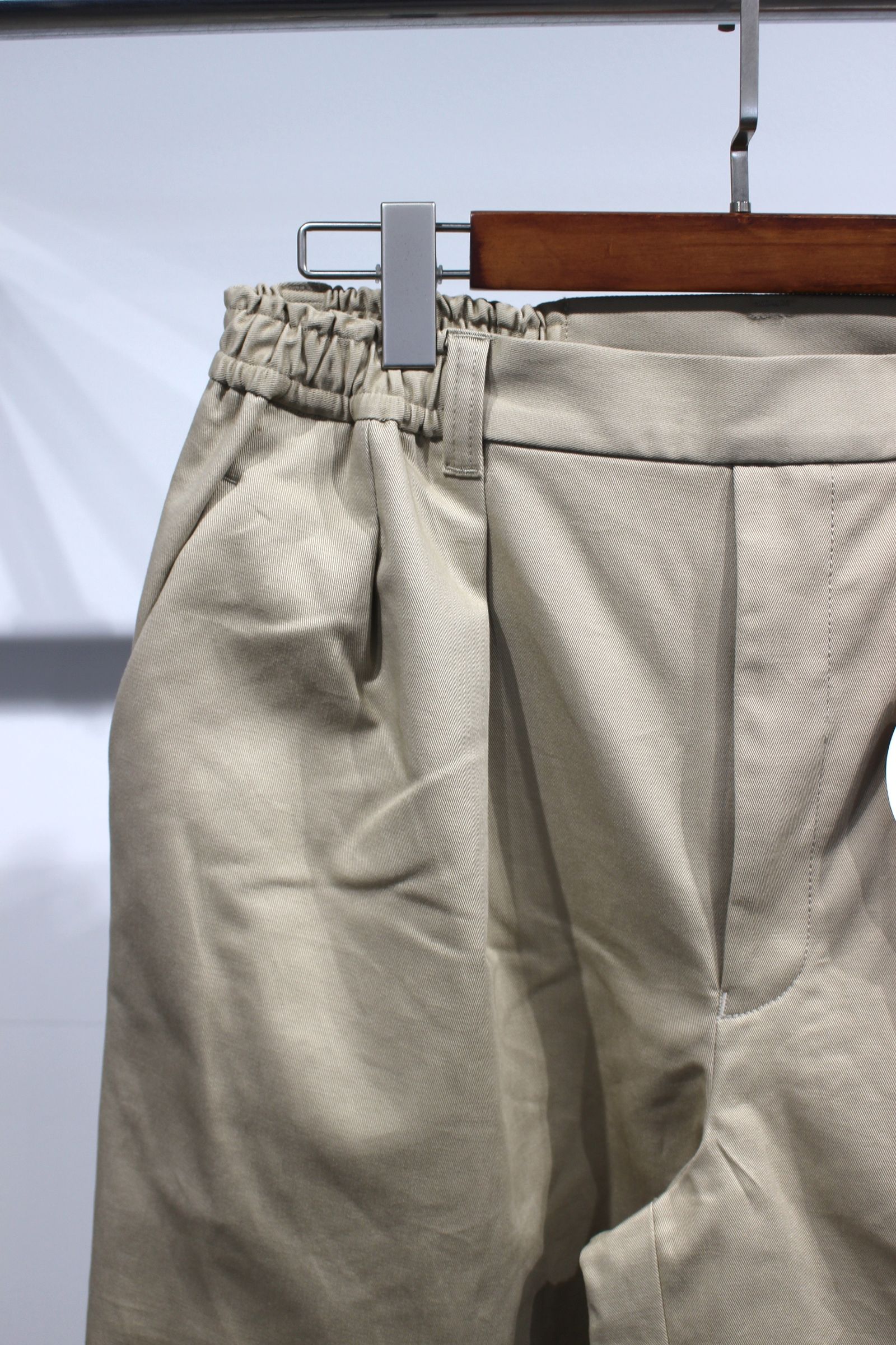 wonderland - 2tuck chino's/2タックチノパンツ | NapsNote