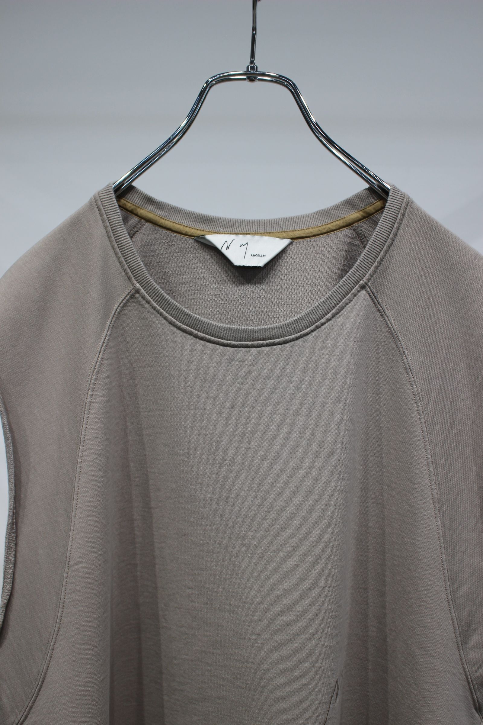 FADED SLEEVELESS T-SHIRT | BEIGE | カットソー