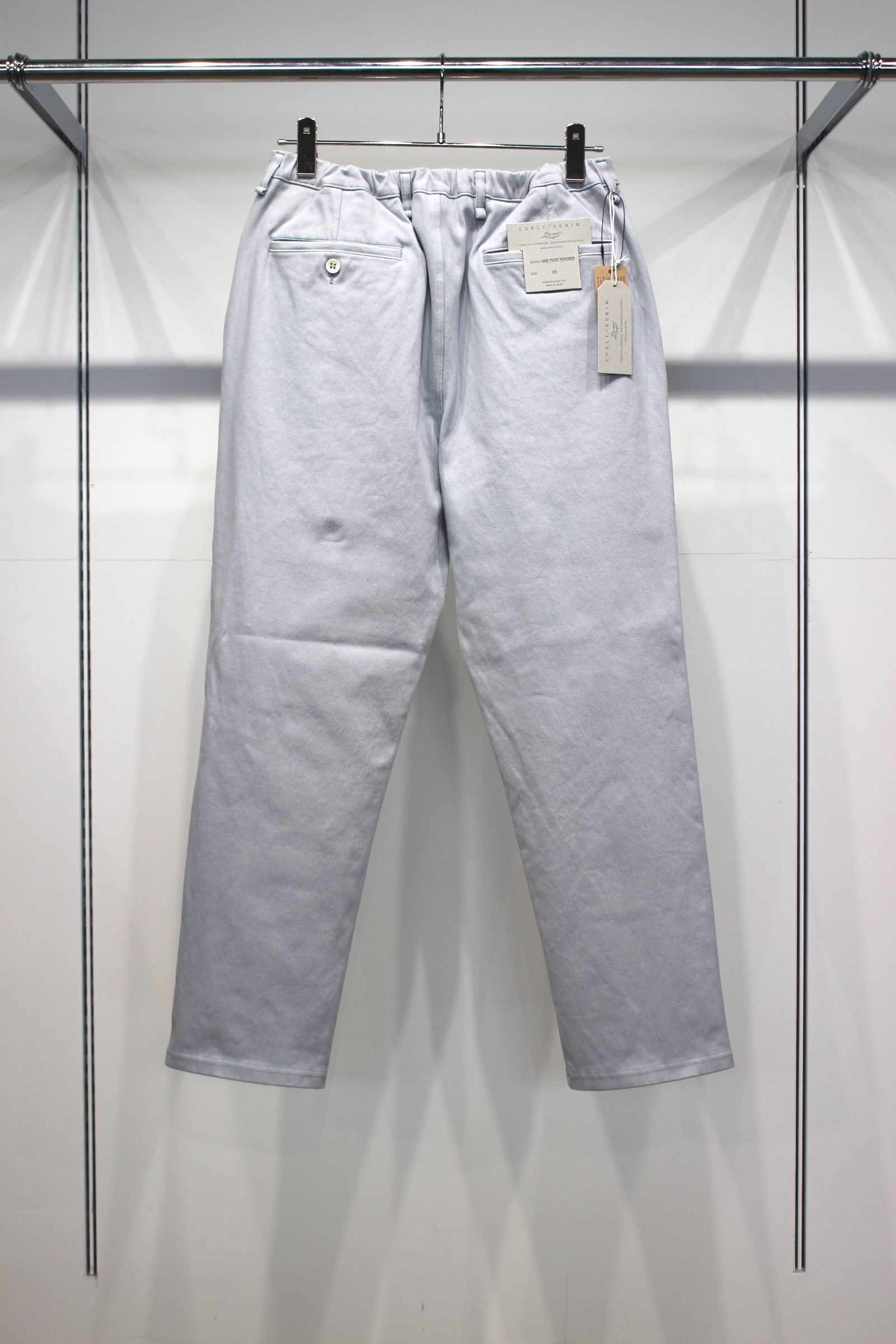 KNIT DENIM 1 TUCK EZ TAPERED SLACKS | ICE BLUE | ニットデニム