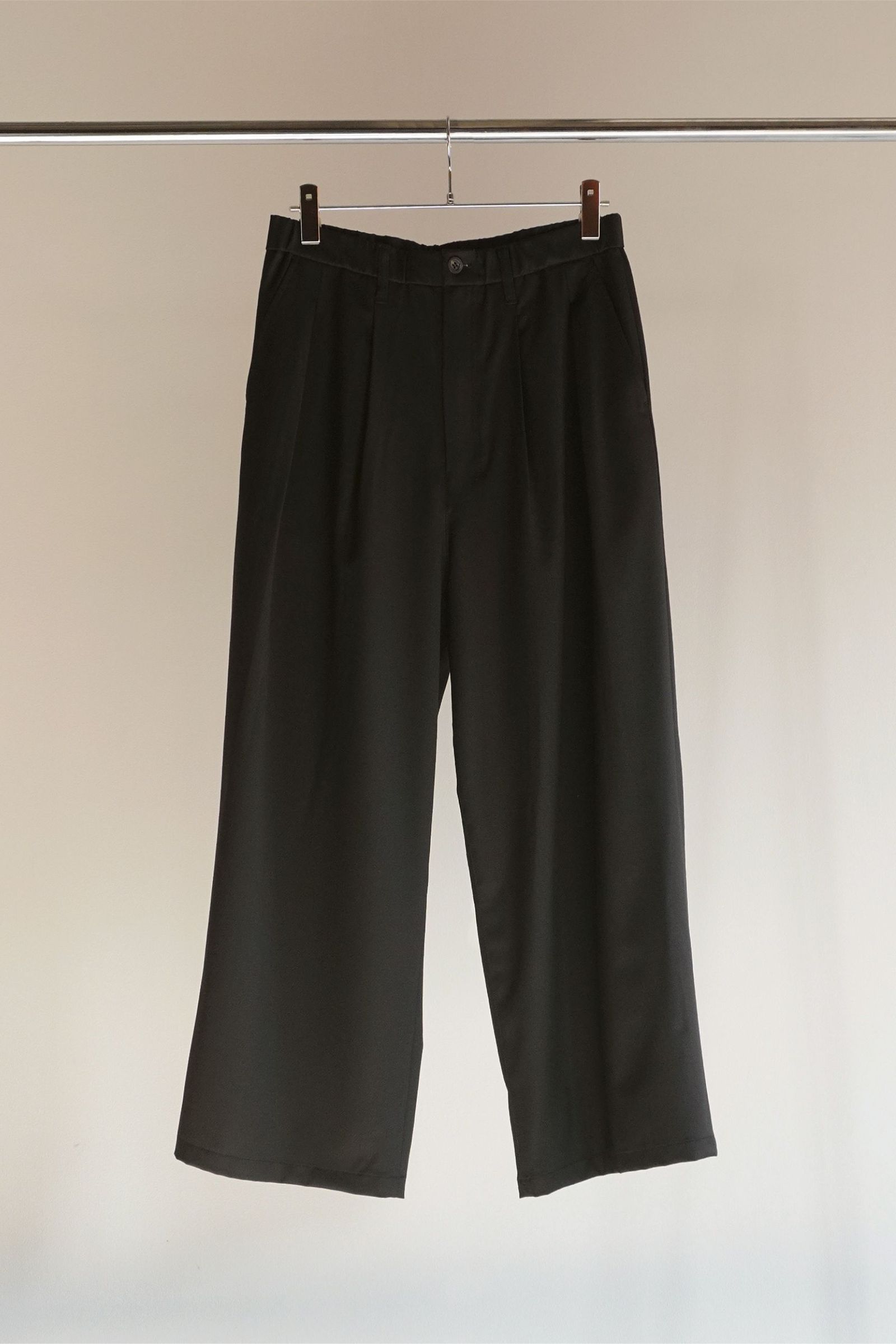 ANCELLM - WIDE EASY TUCK SLACKS | BLACK | スラックス | NapsNote