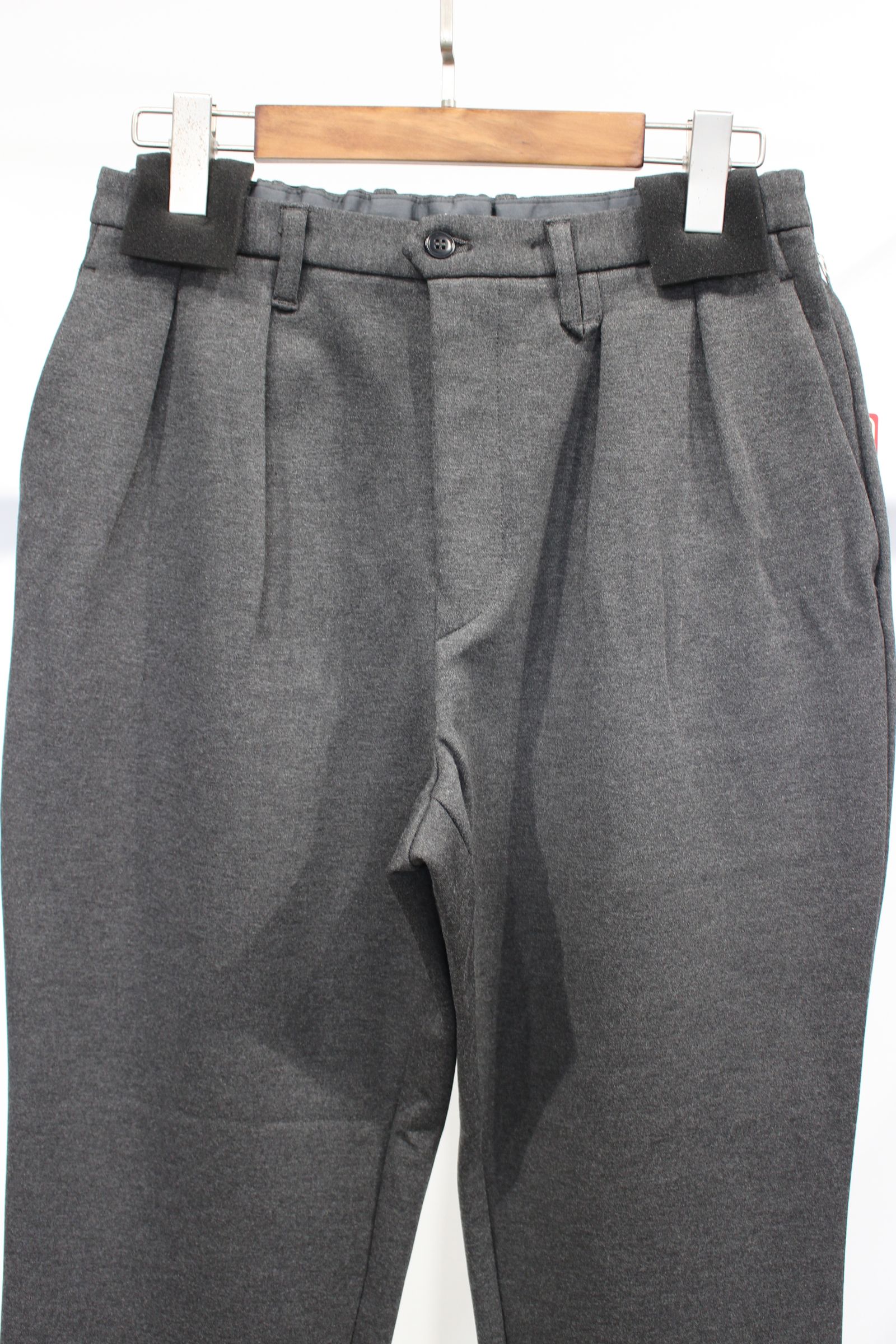 PONTE ROME CLASSIC TAPERED PANTS | CHARCOAL | 2タックパンツ