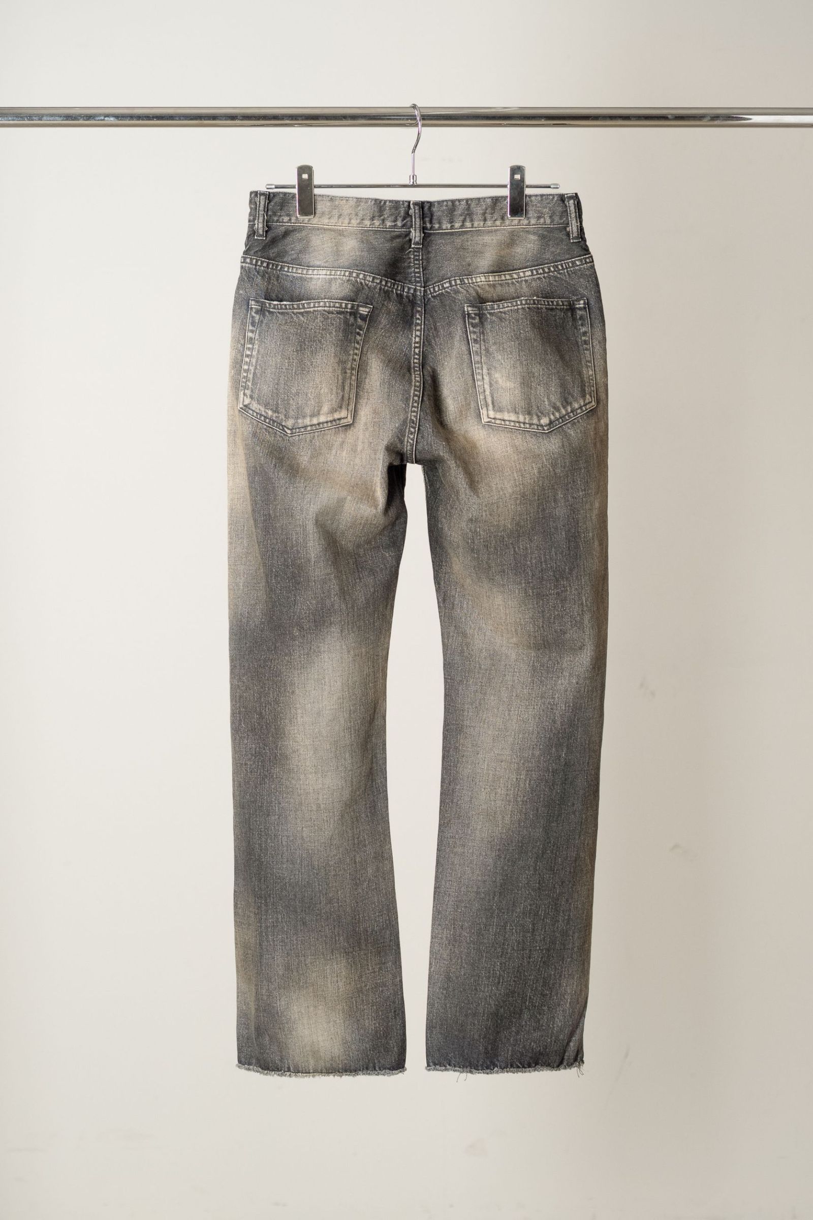 CUT-OFF LENGTH DENIM PANTS | BLACK | デニムパンツ
