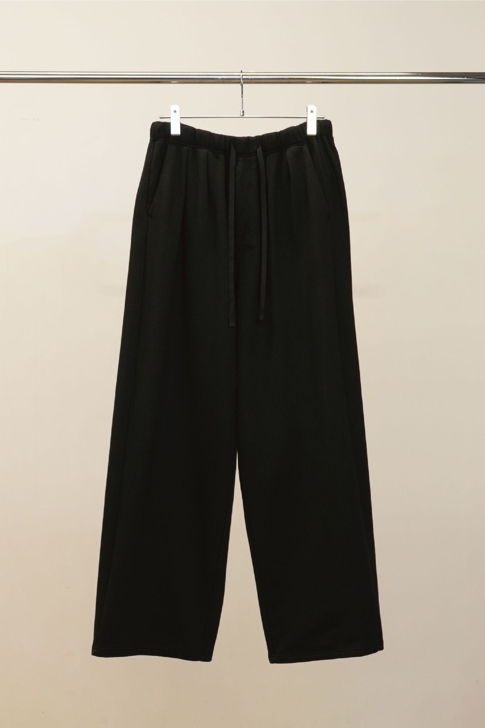 2TUCK SWEAT PANTS | BLACK | スウェットパンツ