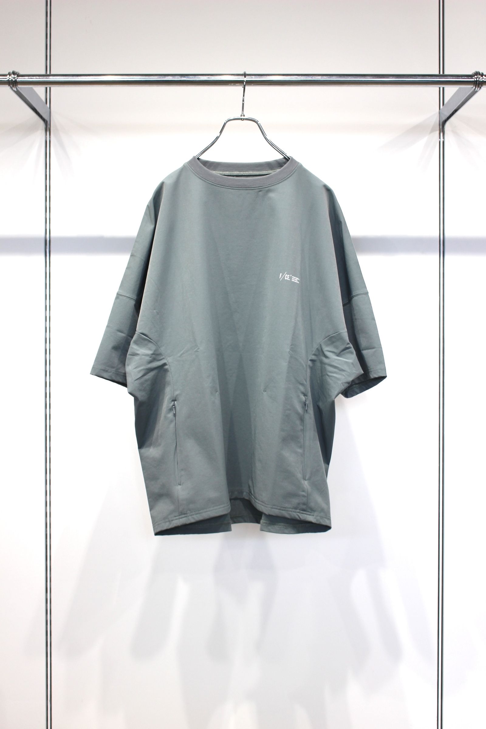 AMPHIBIOUS T-SHIRT | Blue | リラックスカットソー