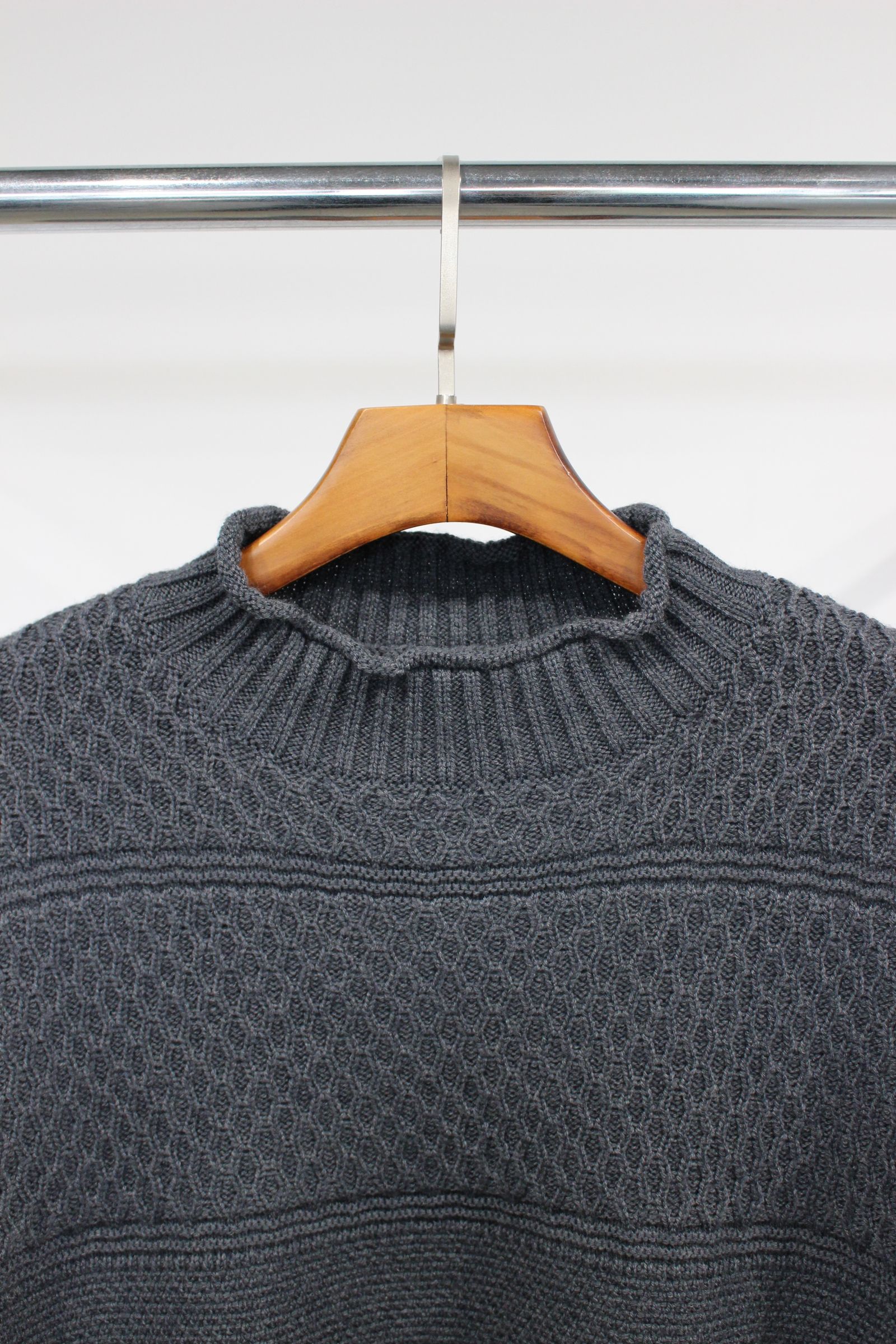 BIG SILHOUETTE WAFFLE P/O KNIT/GRAY