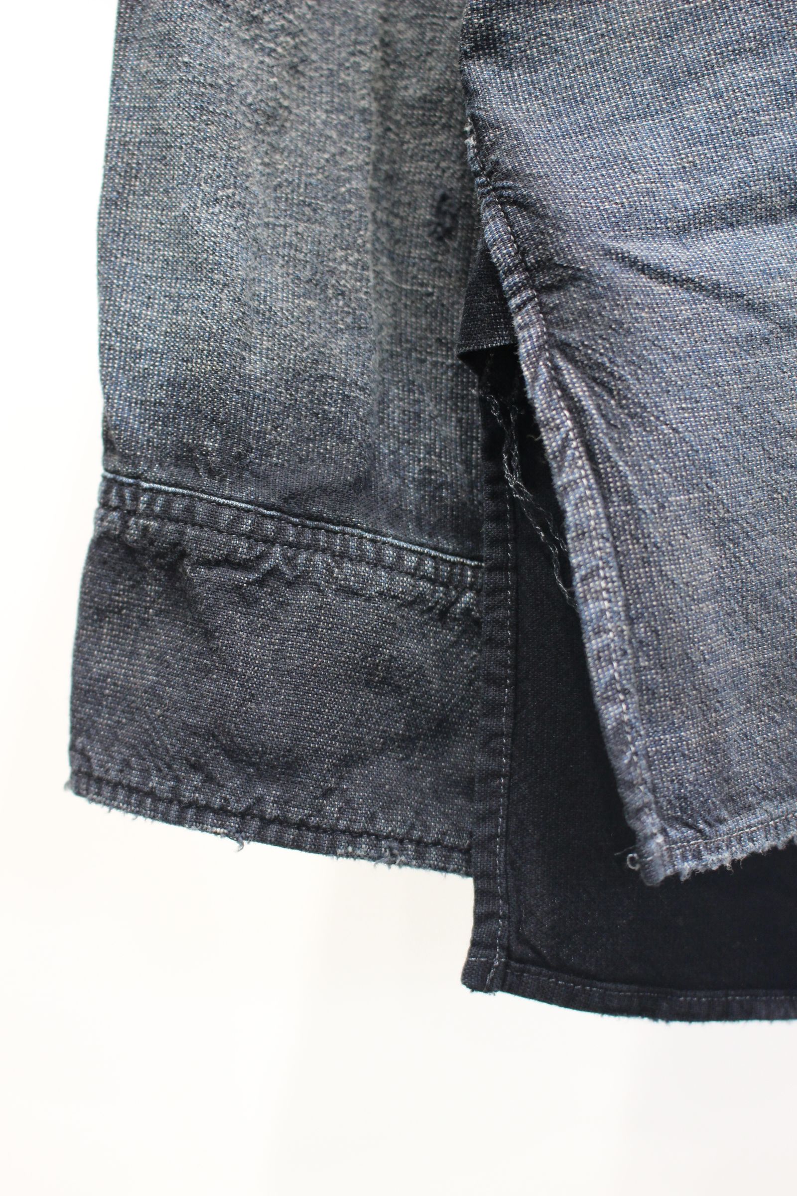 BRUSHSTROKE AGING SHIRT | BLACK | シャツ