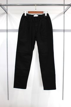 VICTOR EZ NARROW TROUSERS/テーパードイージーパンツ
