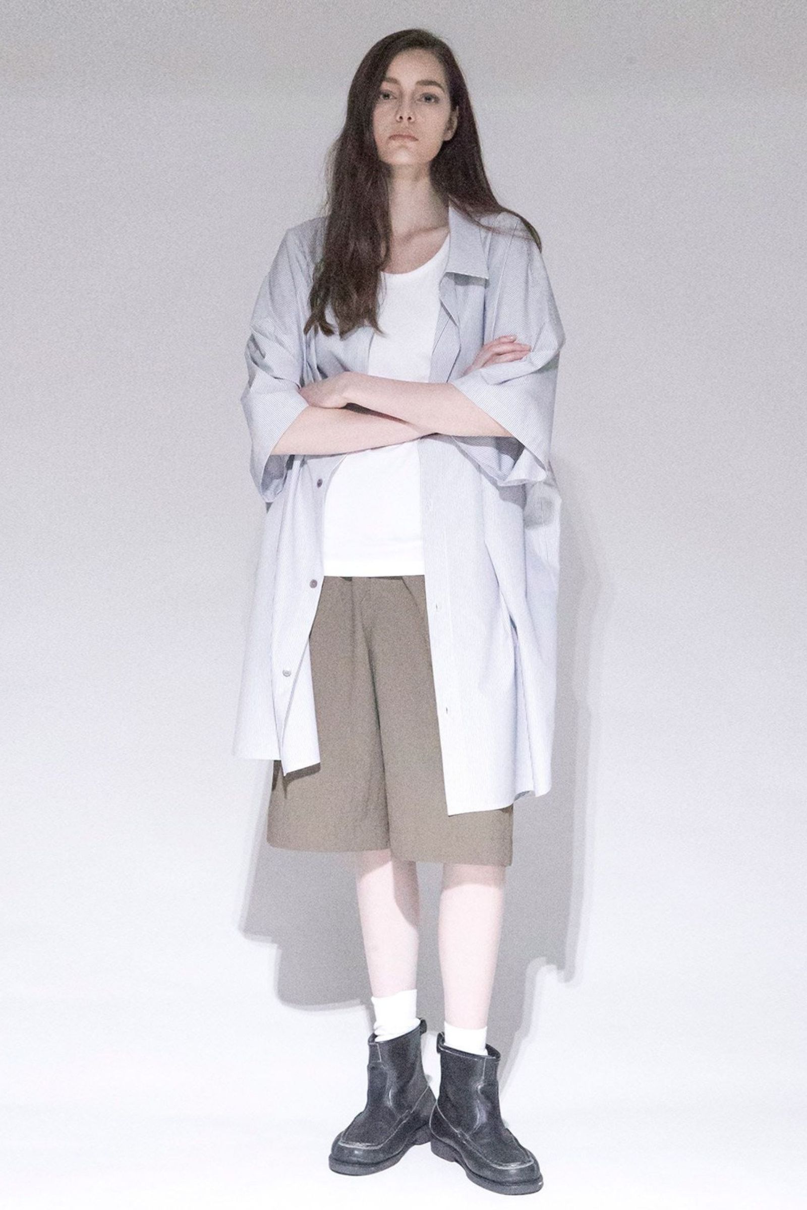 Nylon Ripstop Taffeta Wide Short Pants/KHAKI