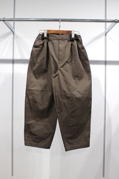 Two tuck chino`s/2タックチノパンツ