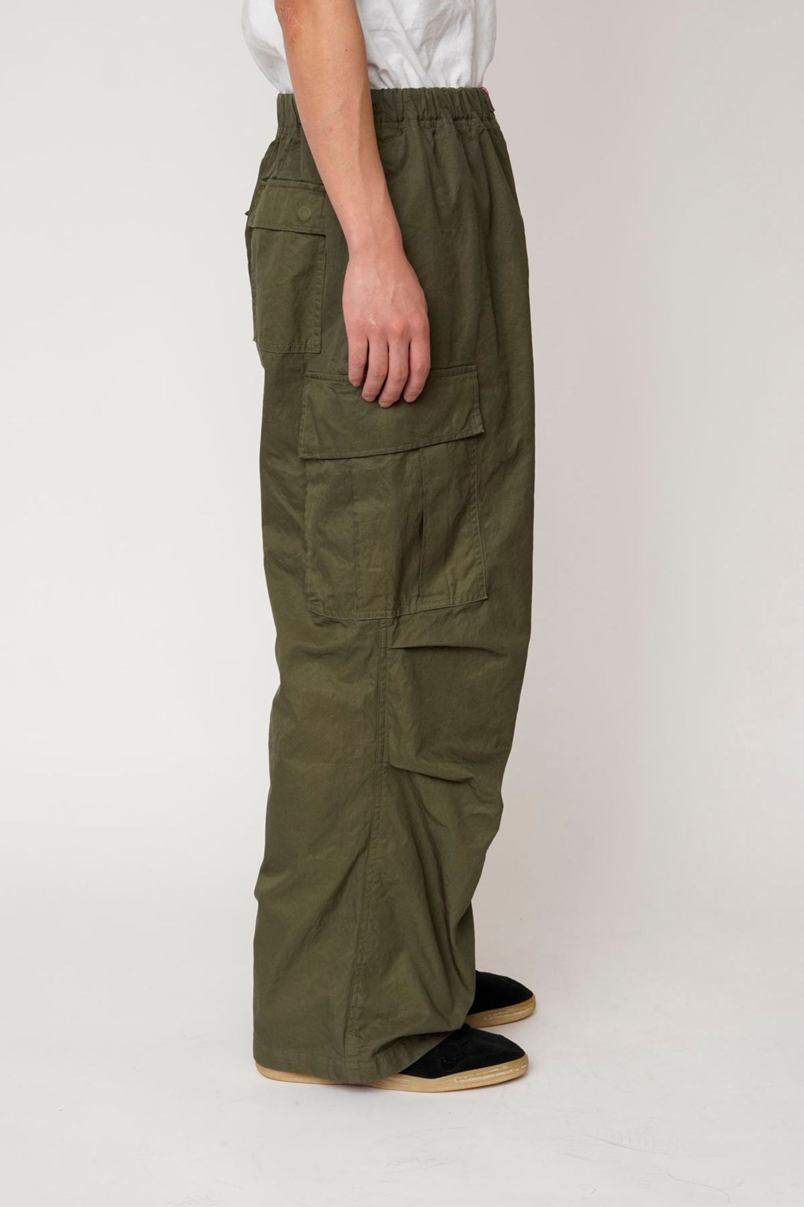 UNIVERSAL PRODUCTS - GARMENT DYE FIELD EASY PANTS | KHAKI | カーゴパンツ |  NapsNote