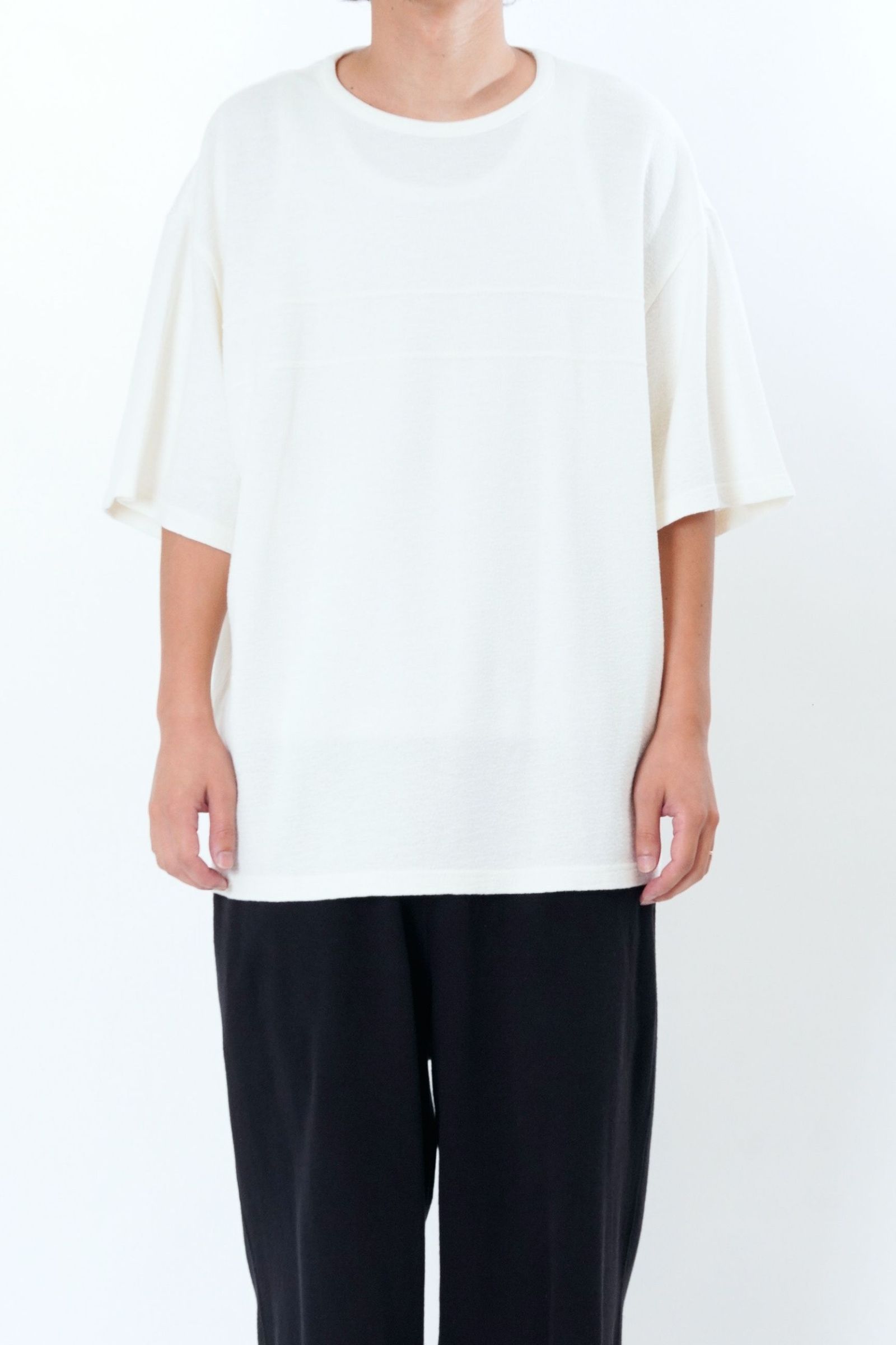 CREPE WEAVE S/S PANEL T-SHITRS | IVORY | カットソー