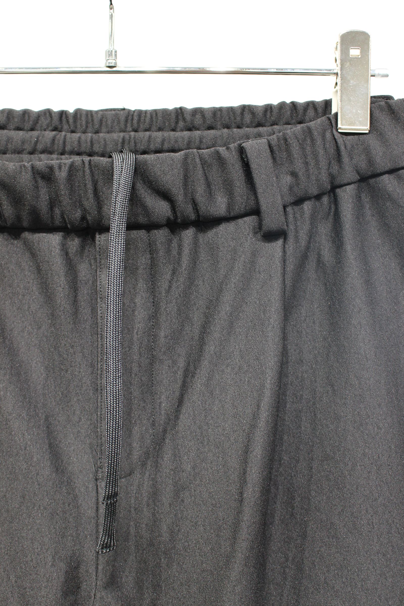 WARM TECH PREMIUM PANTS | COAL BLACK | テーパードパンツ