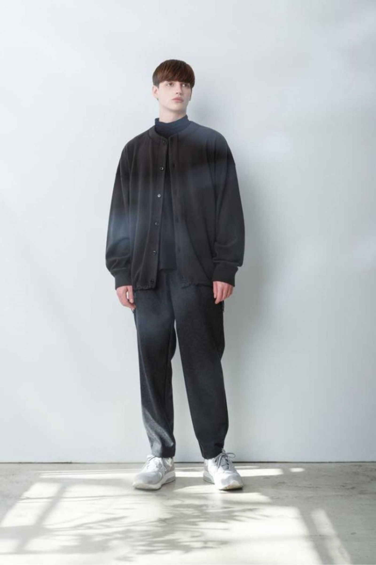 WOOL FLEECE CARDIGAN/GUNMETAL