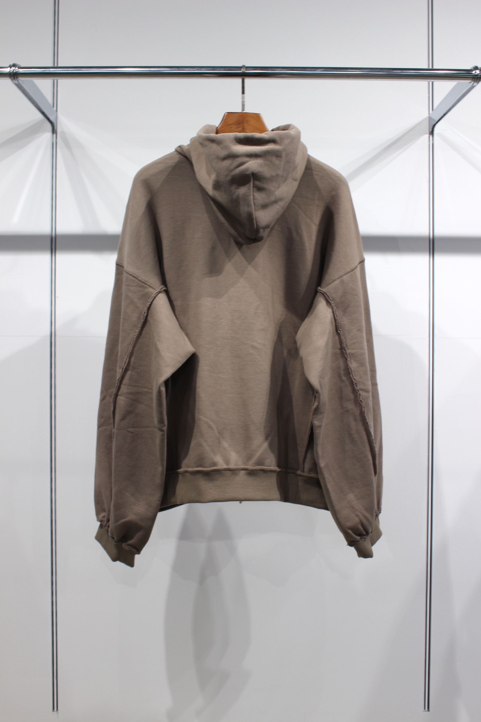 my beautiful landlet - URAKE SWEAT HOODIE/PINK | NapsNote