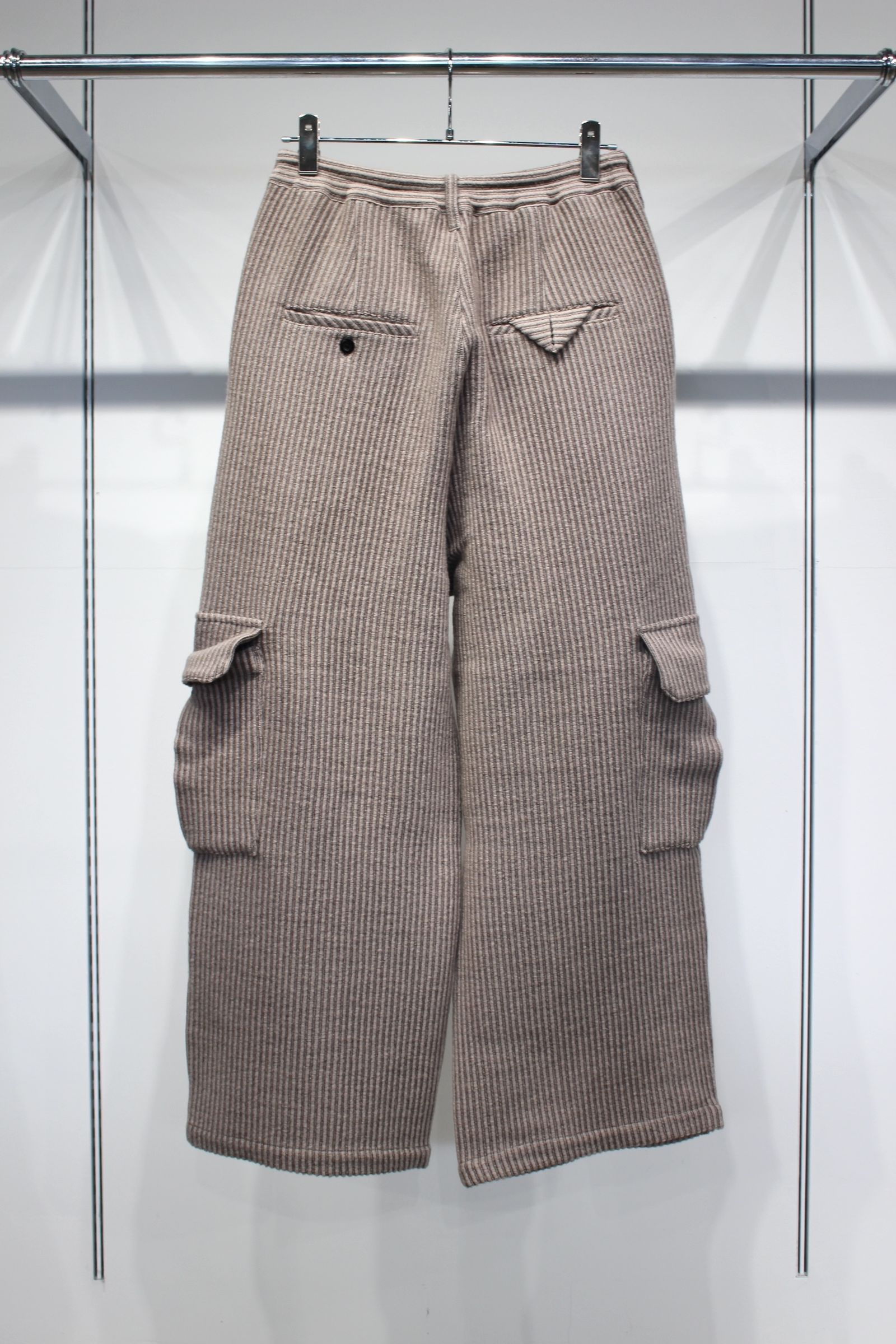 [ラスト1点] WOOL CORDUROY CARGO SLACKS | SAND | スラックス