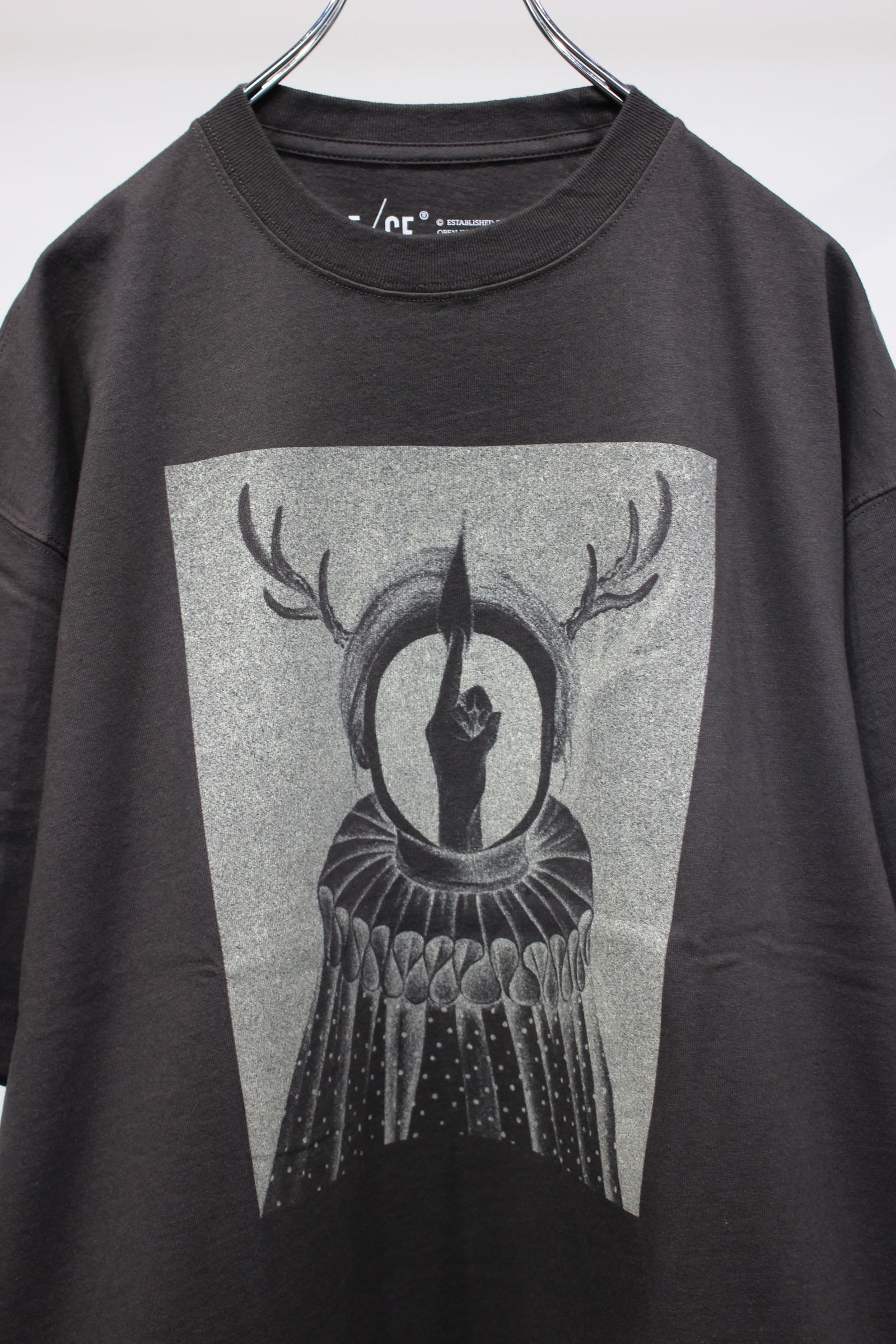 MY QUEEN BY M.ENOMOTO T | Charcoal | カットソー