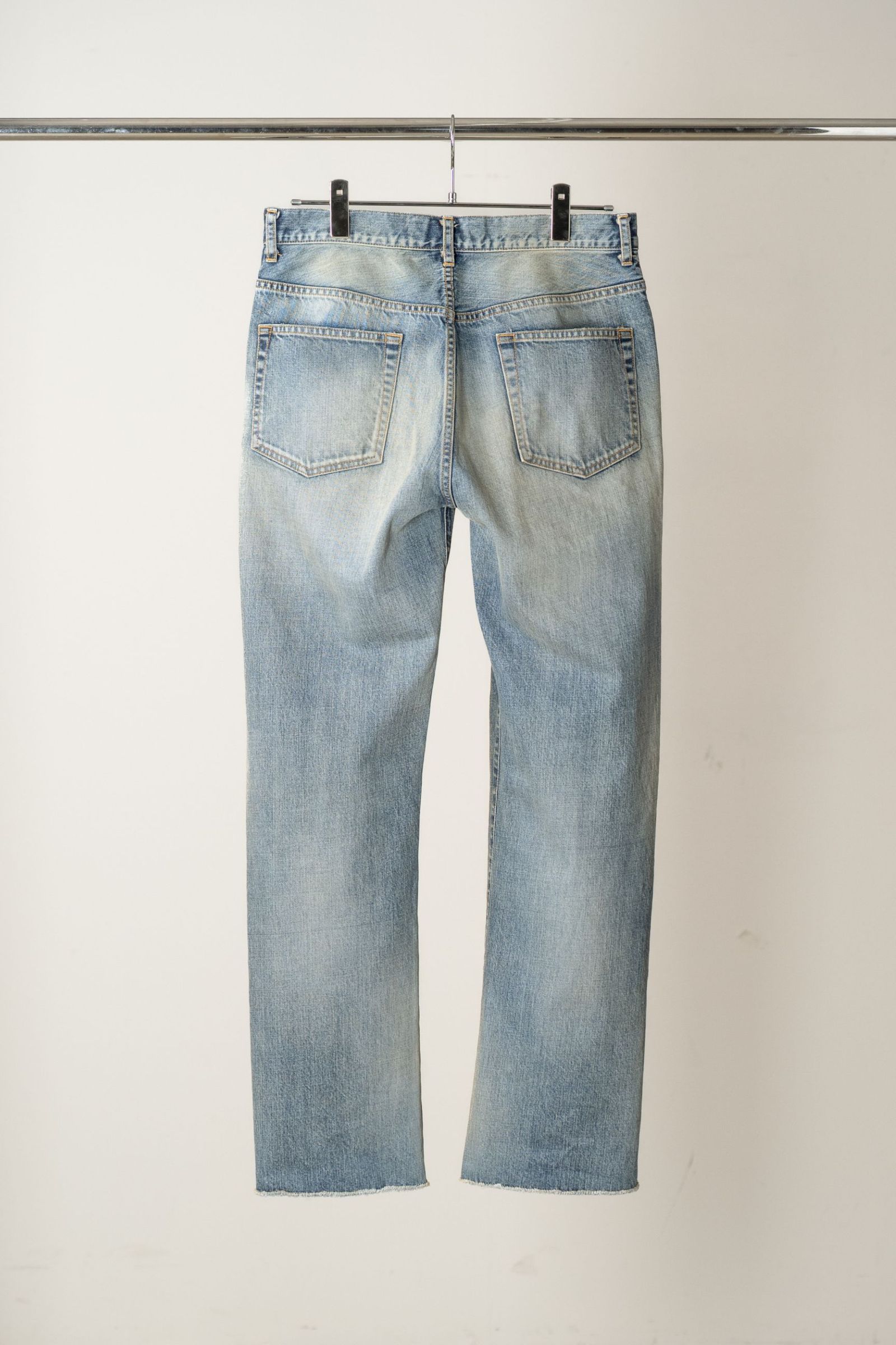 CUT-OFF LENGTH DENIM PANTS | INDIGO | デニムパンツ