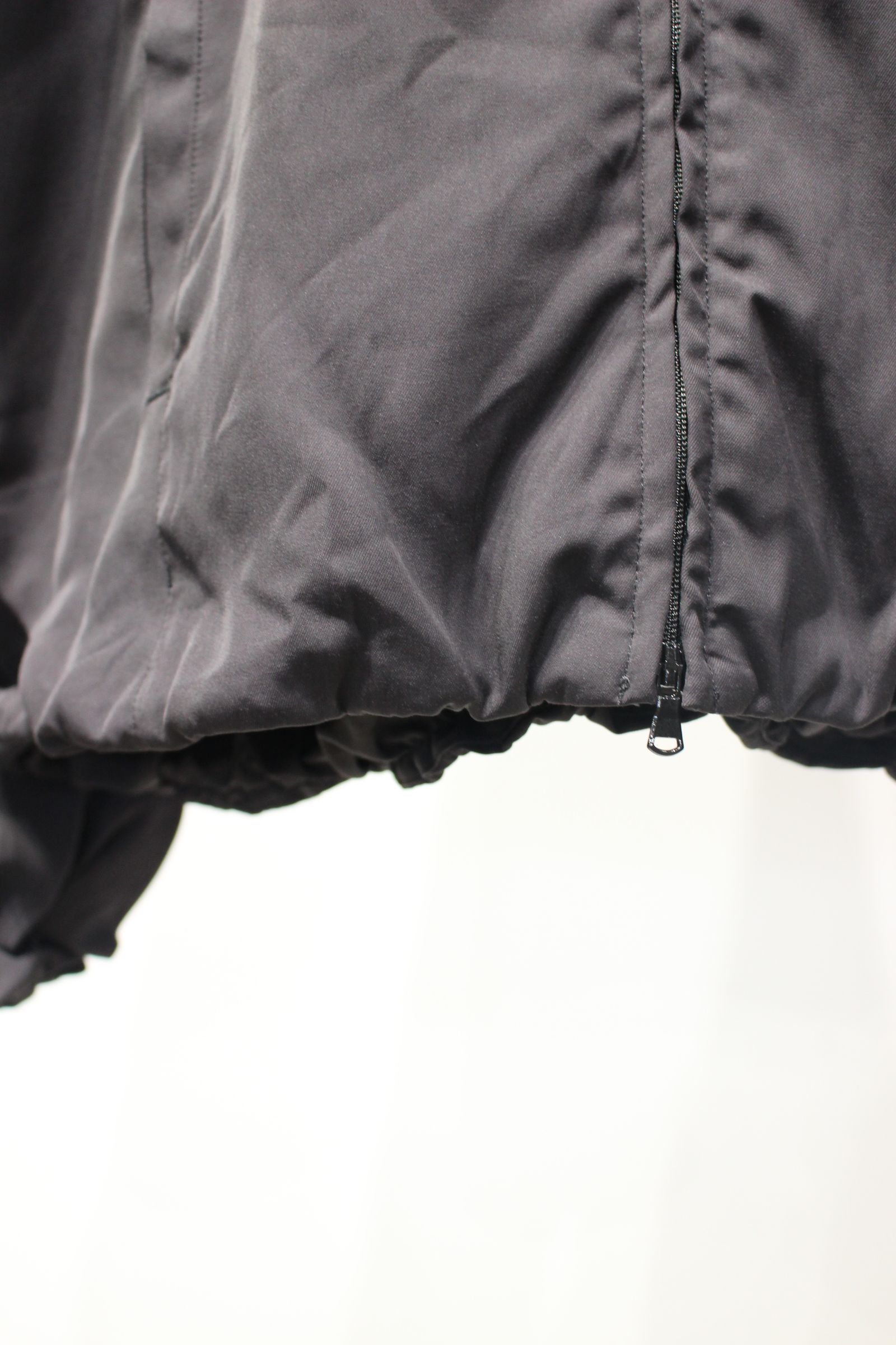 TUCK KIMONO BLOUSON | BLACK | ブルゾン