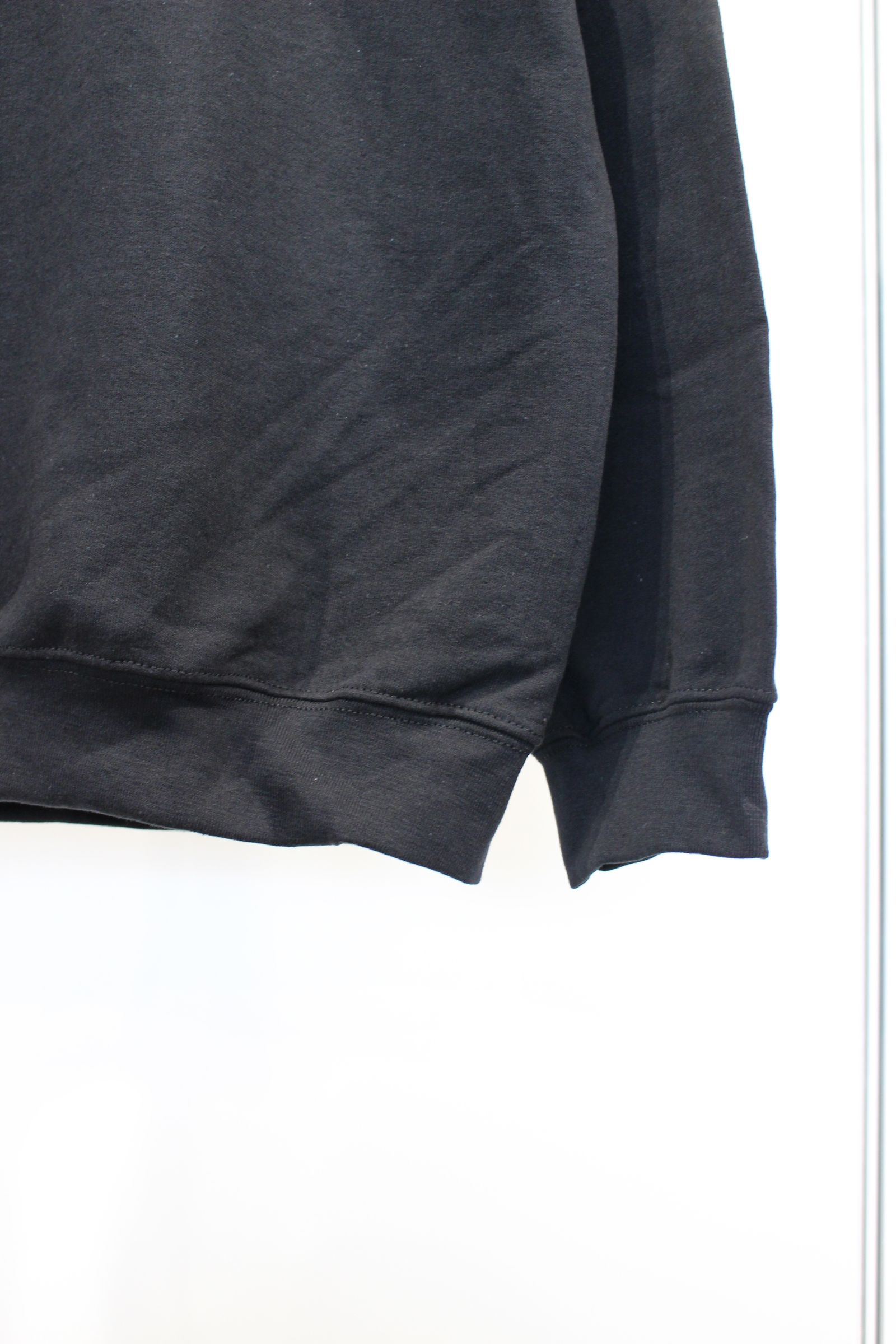 One point匣embroidery crew/BLACK【10/1 発売】