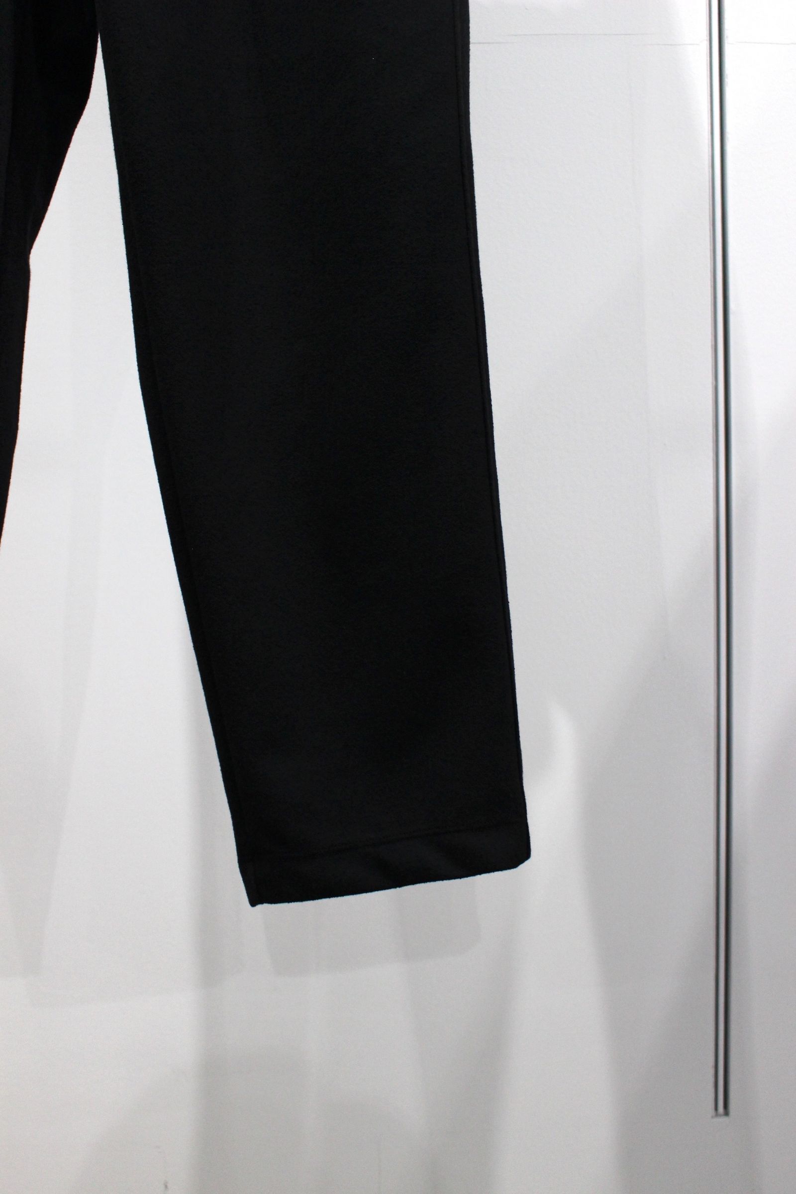 BOUCLE TAPERED TROUSERS/BLACK