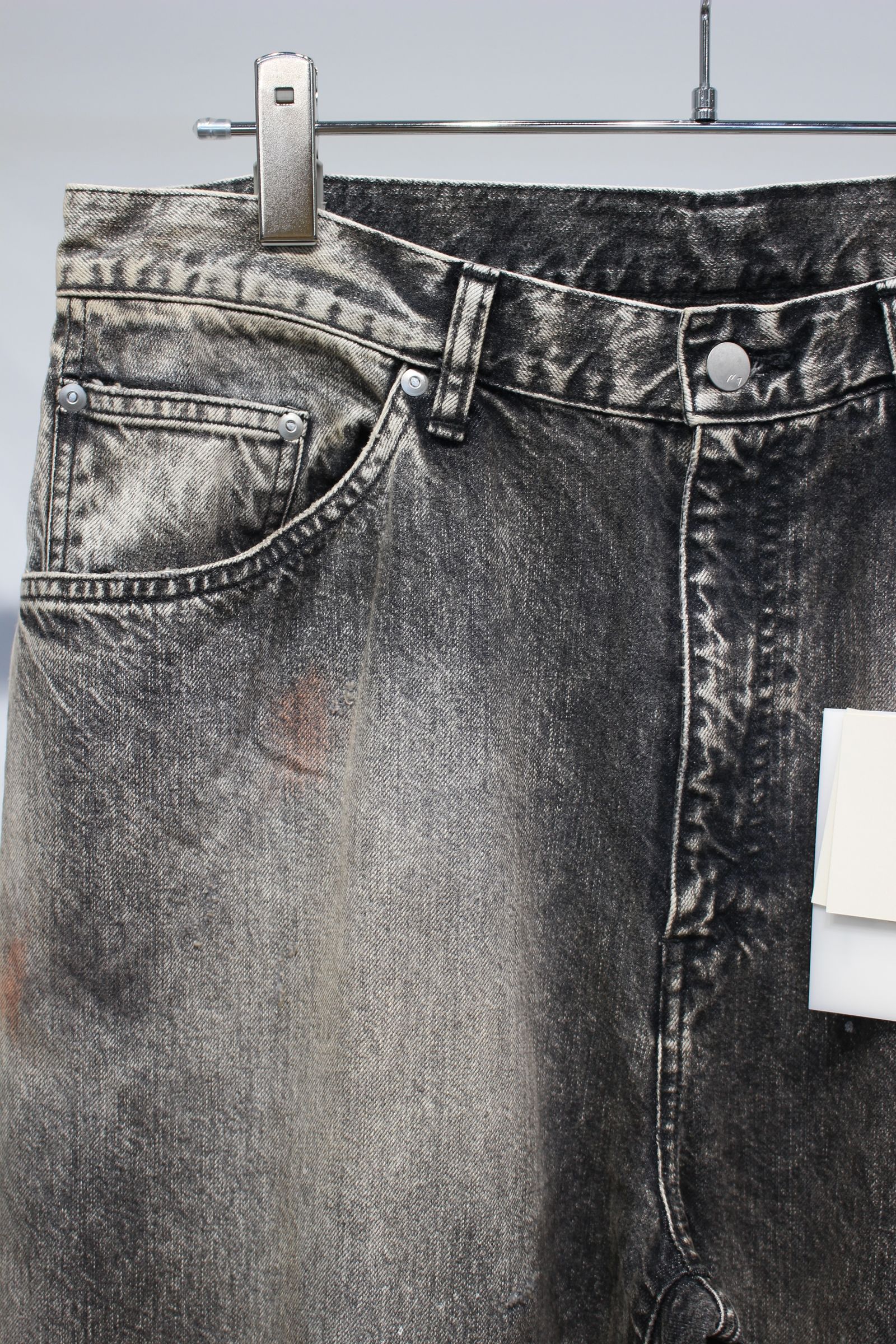 #02 TAPERED 5P DENIM PANTS | BLACK | デニムパンツ