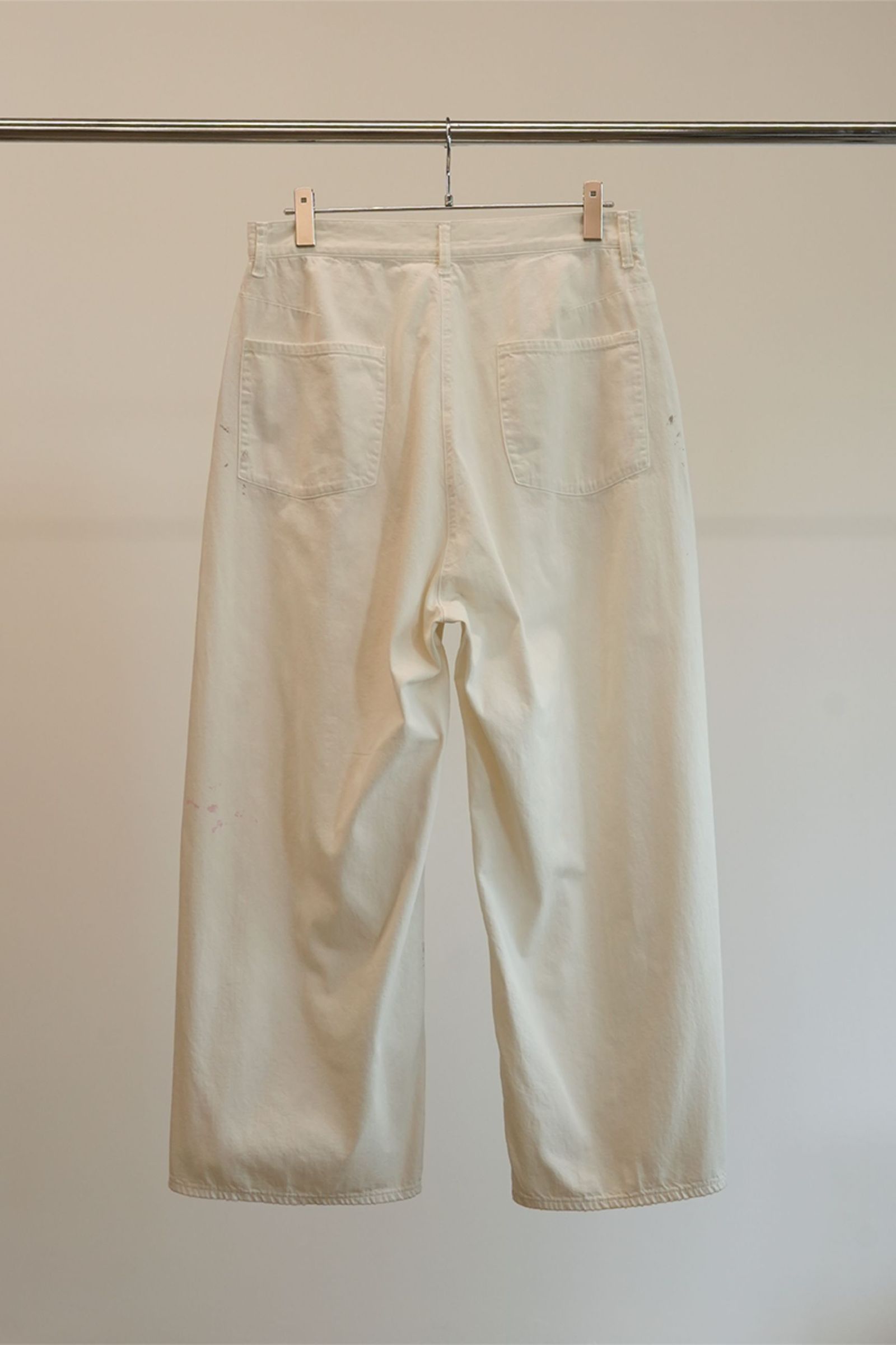 ANCELLM - LIGHT OZ WIDE STRAIGHT DENIM PANTS | WHITE