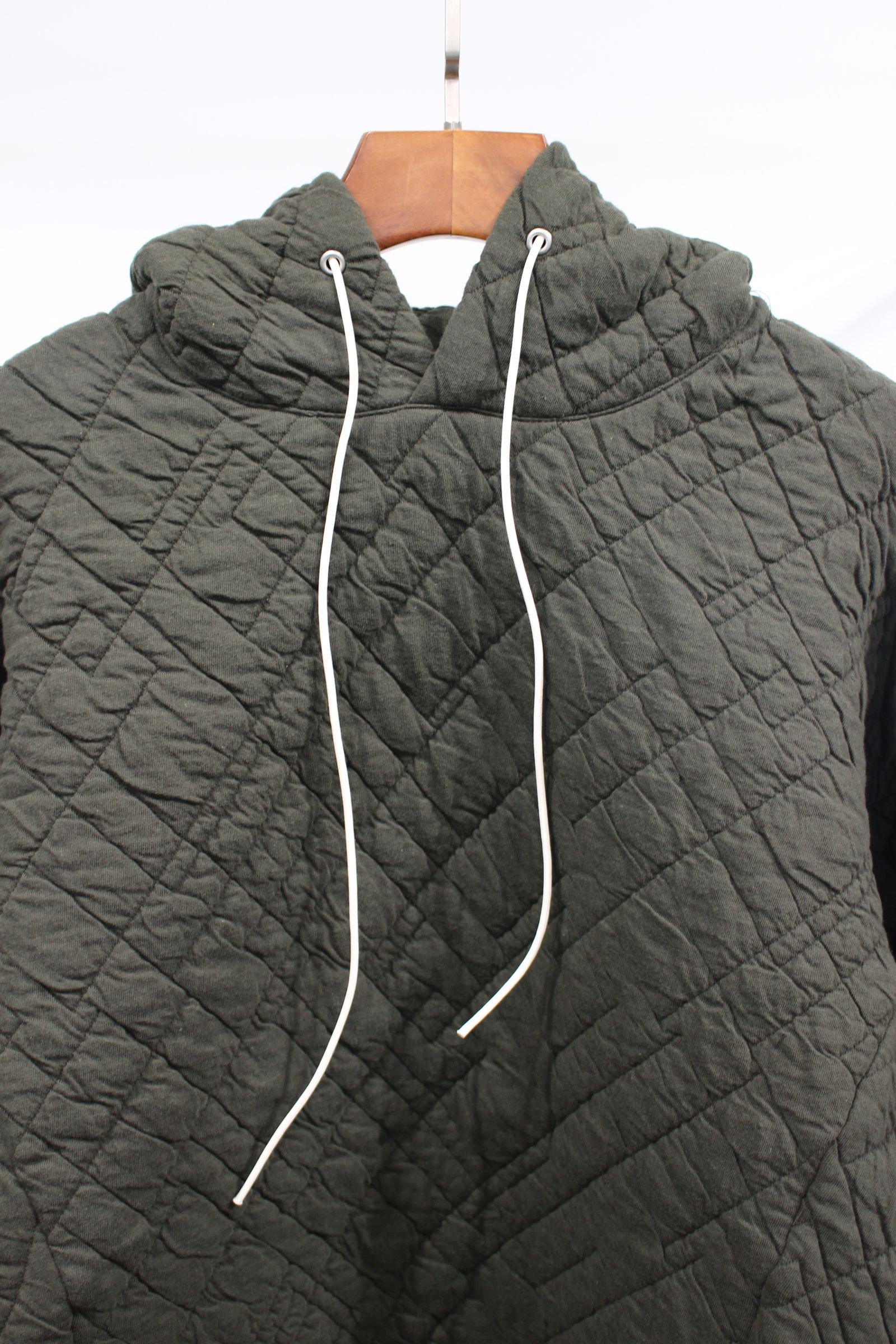 [ラスト1点] QUILTED JACQUARD PULLOVER HOODIE | OLIVE | パーカー