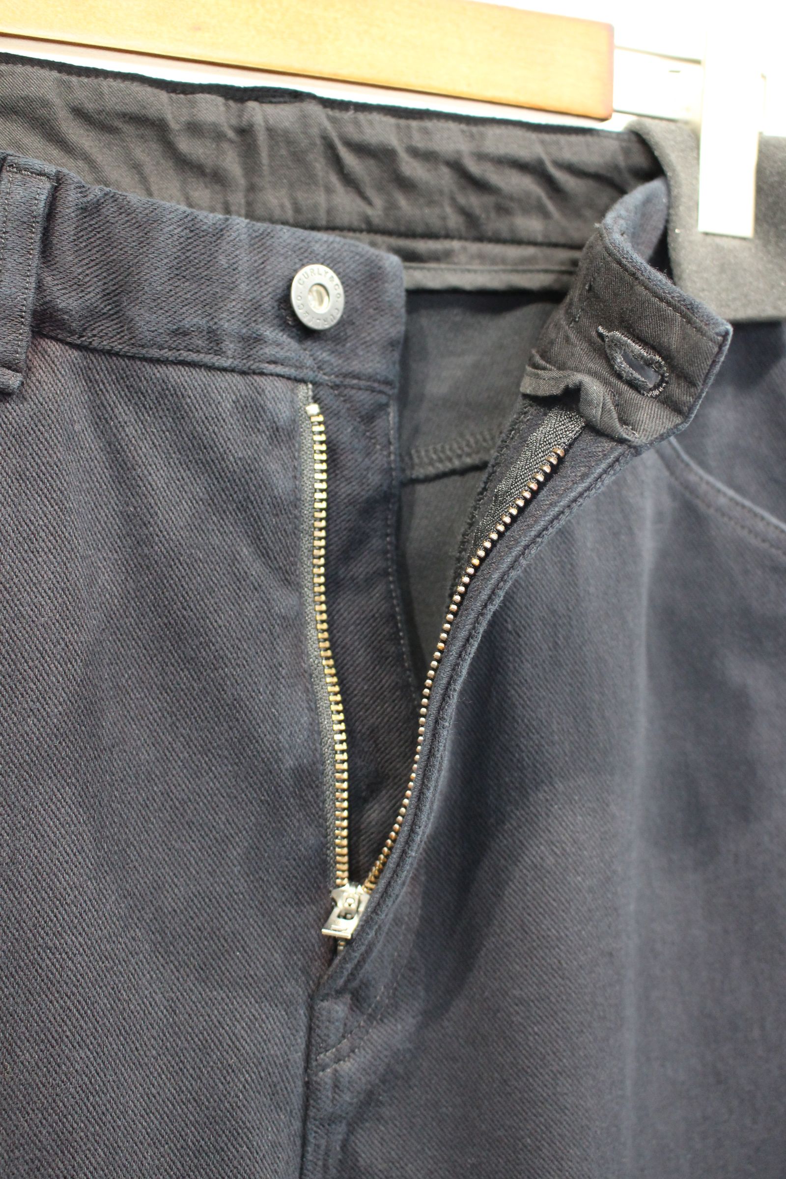 DENIM 5-POCKET PANTS SLIM -overdyed- | BLACK | ニットデニム