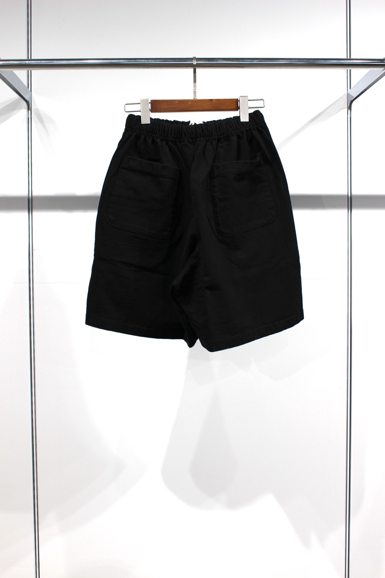 T-shorts/BLACK