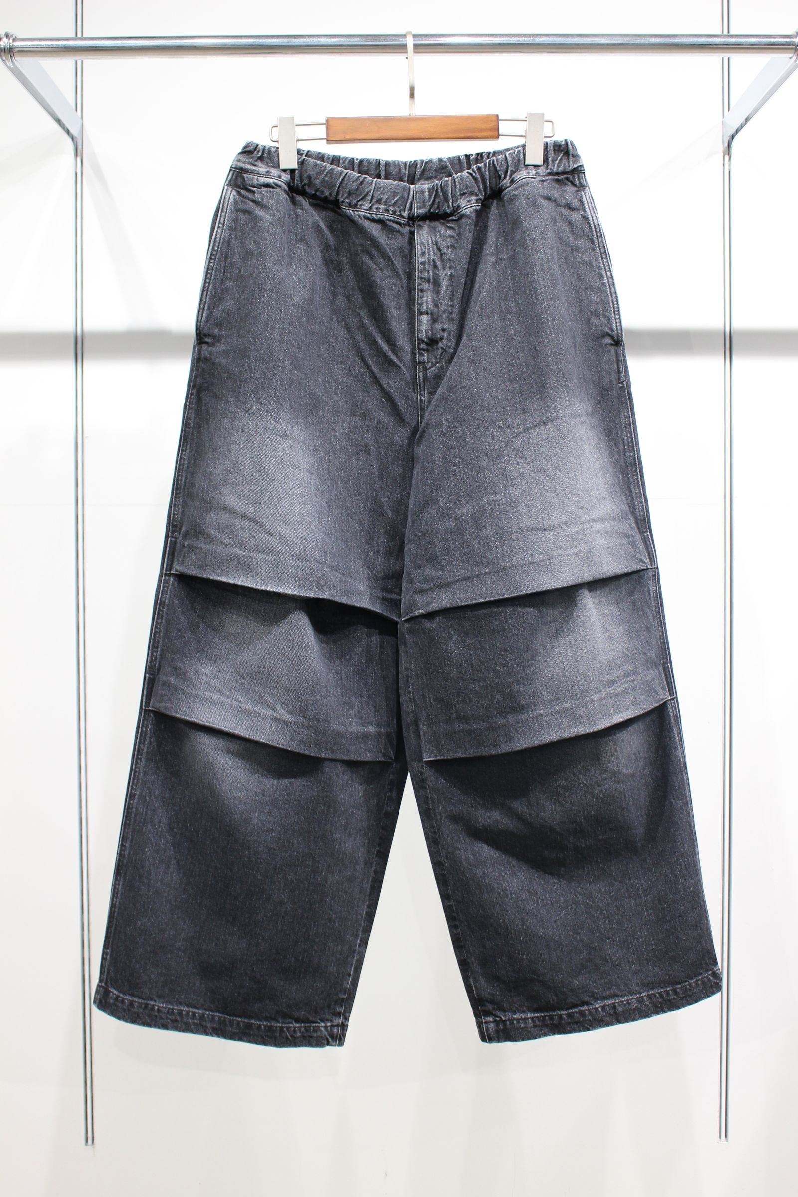 [ラスト1点] PARACHUTE DENIM PANTS | BLACK | デニム