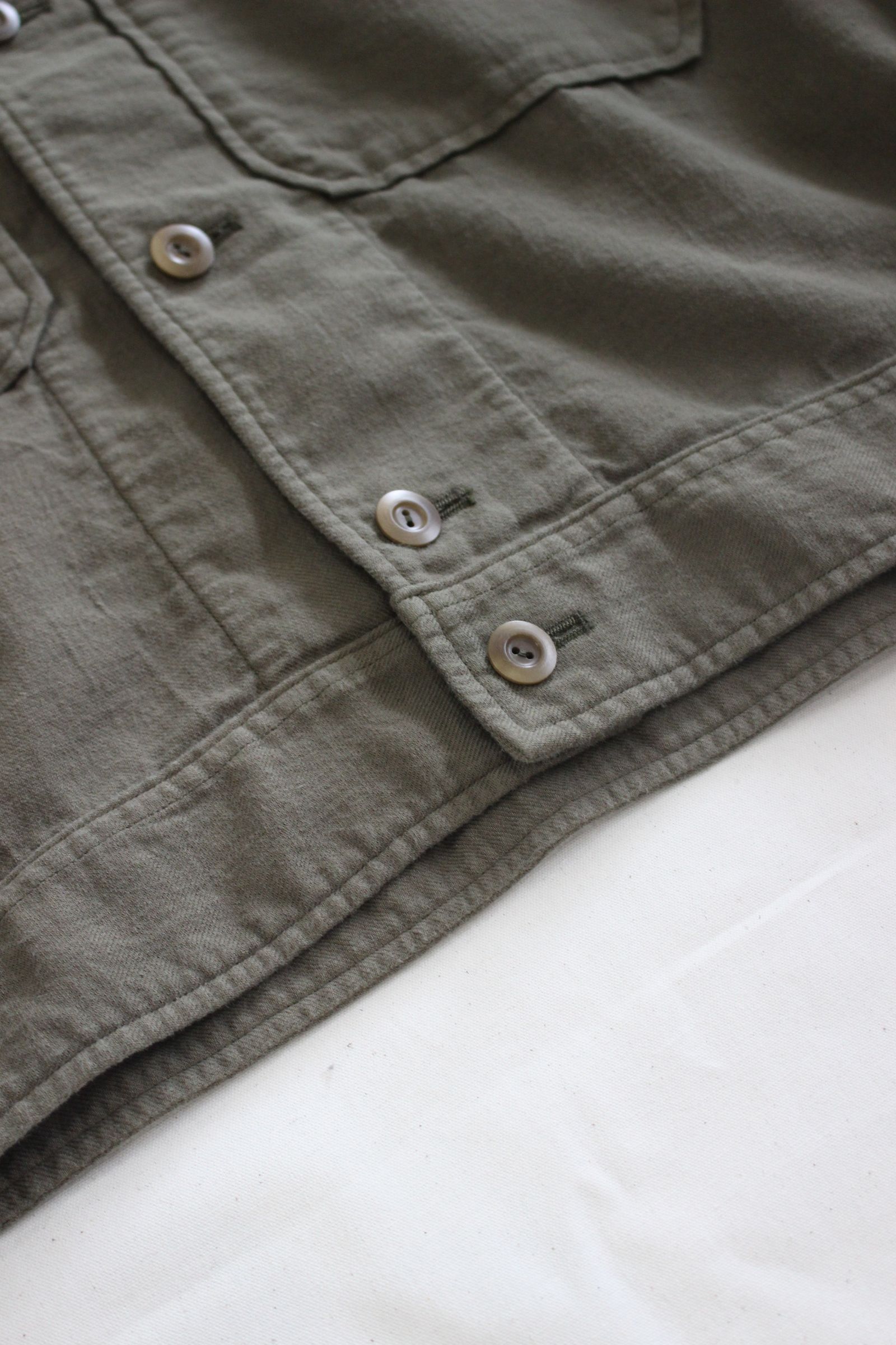 HREINN BLOUSON | OLIVE | シャツブルゾン