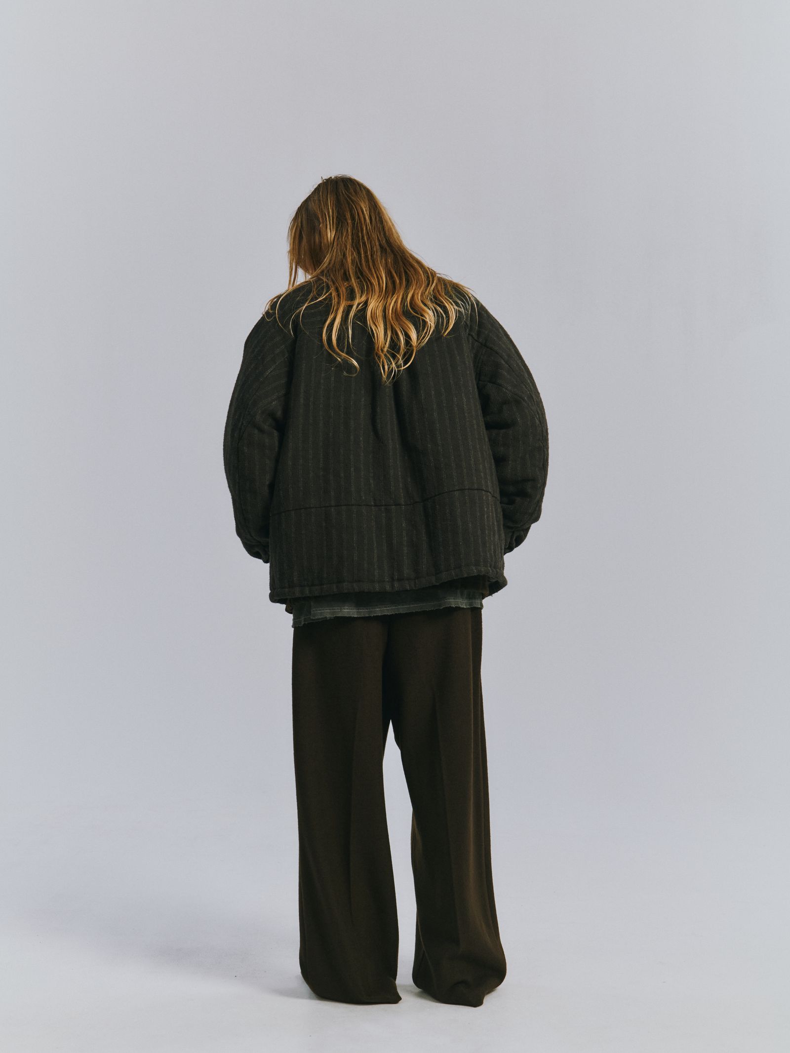 WOOL CUT WIDE TUCK SLACKS | D.BROWN | スラックス