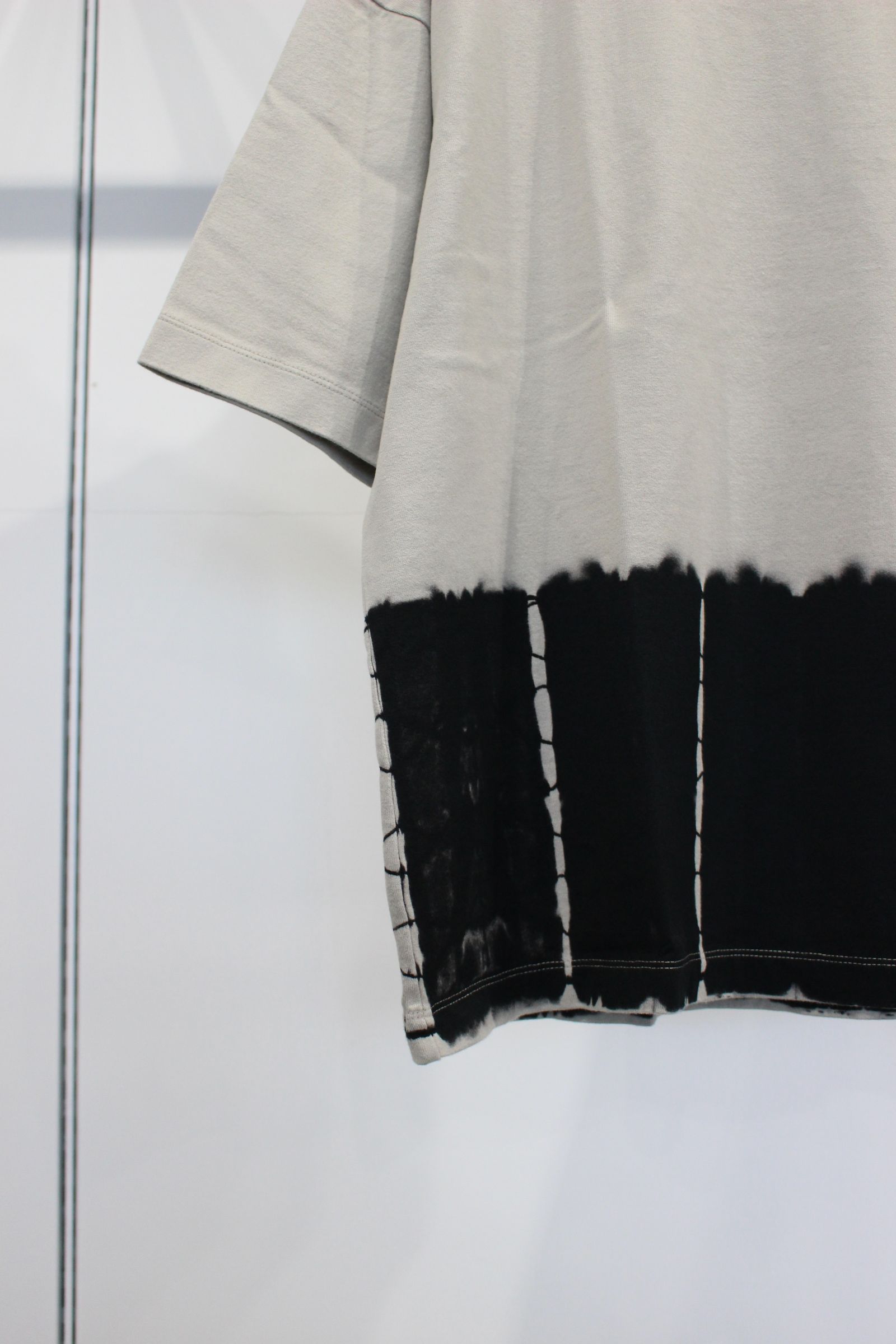BLEACH PRINT TEE | BLACK | Tシャツ