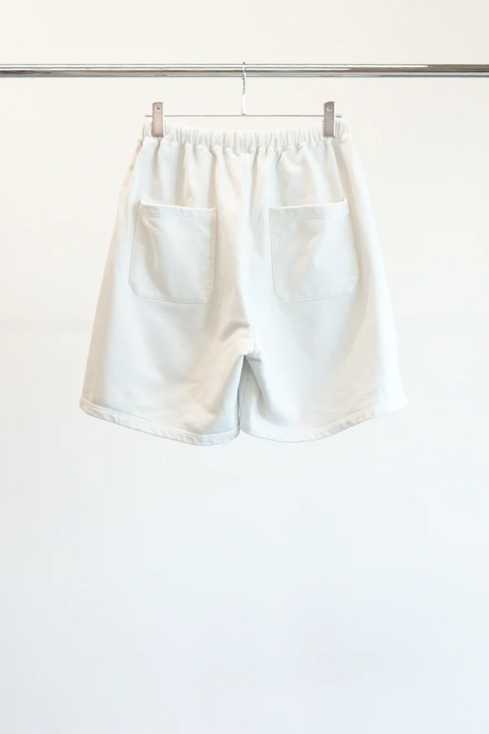 TUCK SWEAT SHORTS | WHITE | スウェットショーツ