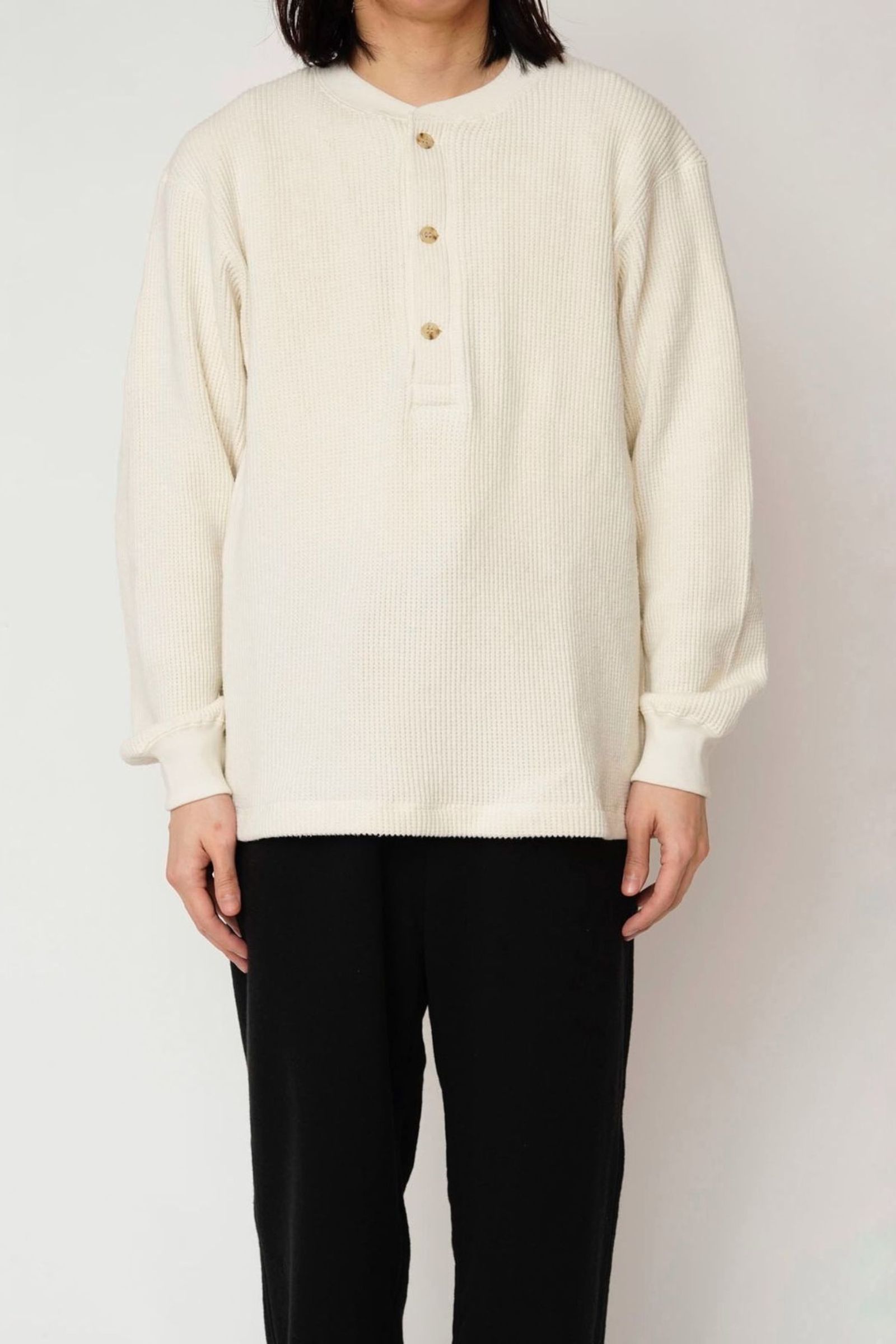 HENRY NECK L/S T-SHIRTS | IVORY | カットソー