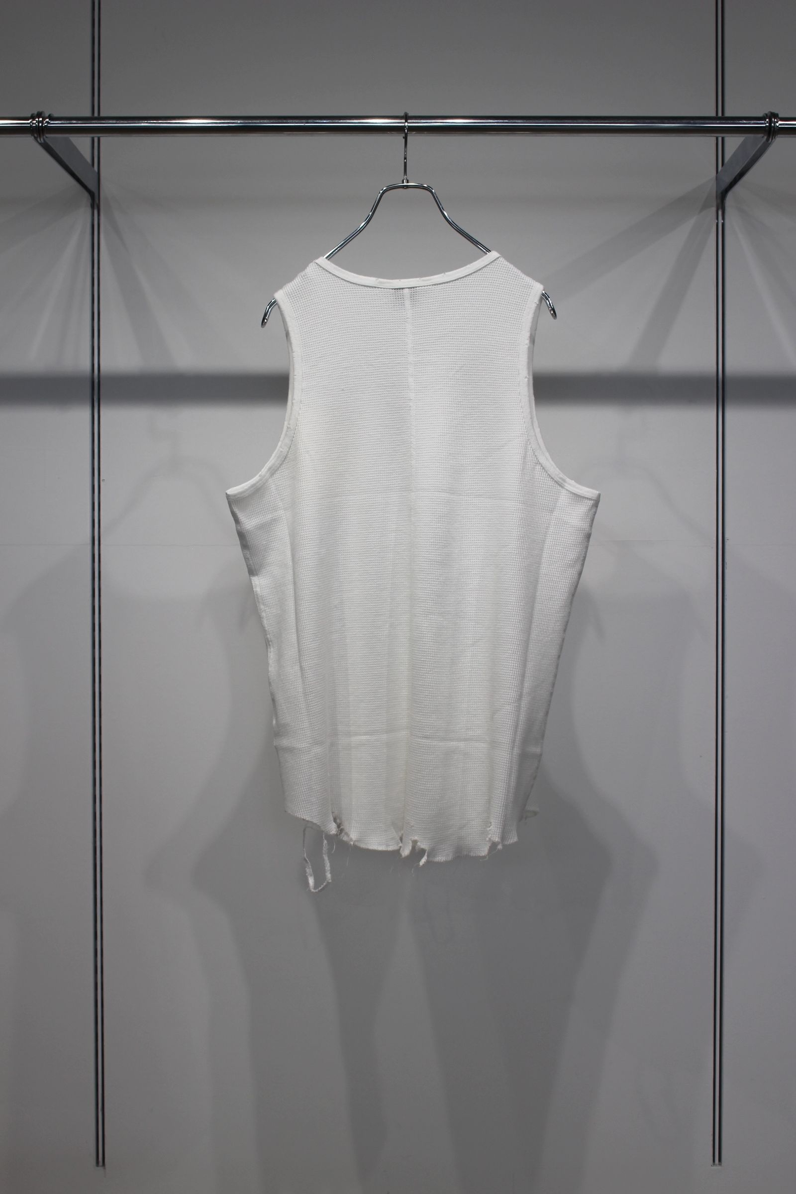 DAMAGE WAFFLE TANK | WHITE | タンクトップ