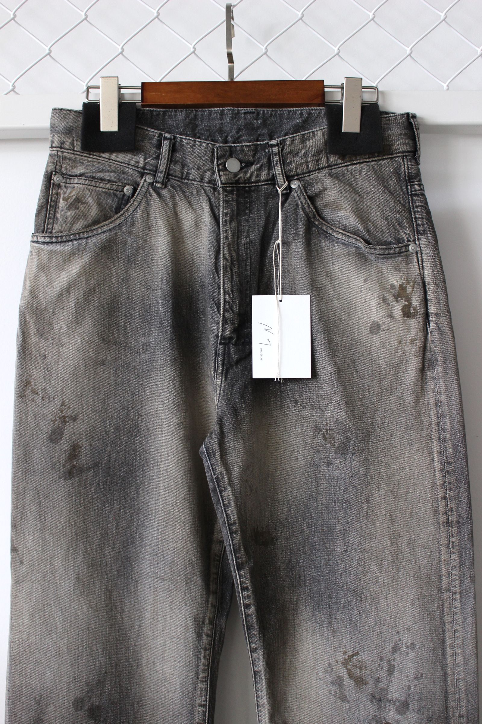 AGING BLACK DENIM STRAIGHT 5P PANTS/BLACK