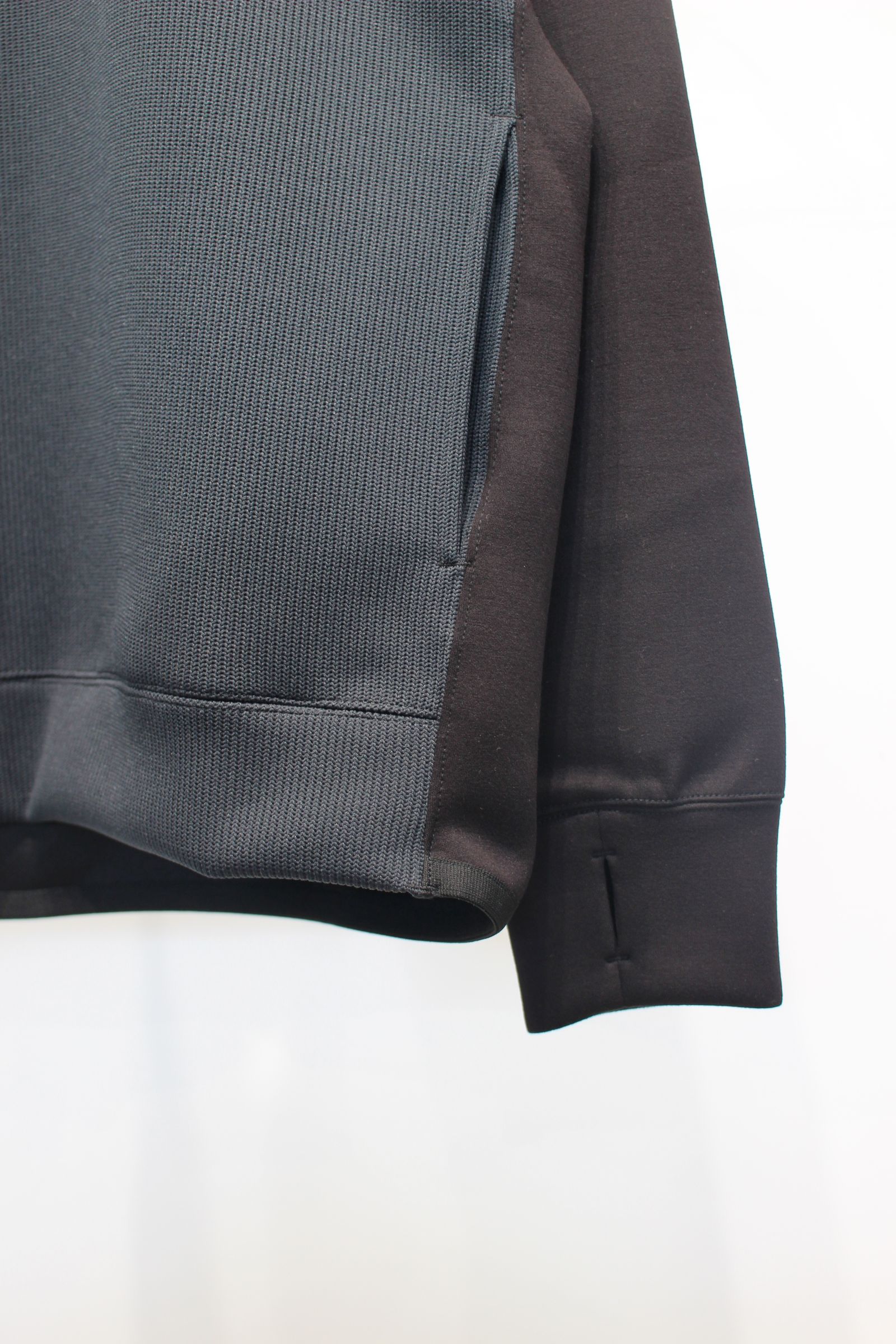 KNIT-COMBI RAYON DOUBLE-KNIT P/O | BLACK | クルーネックプルオーバー