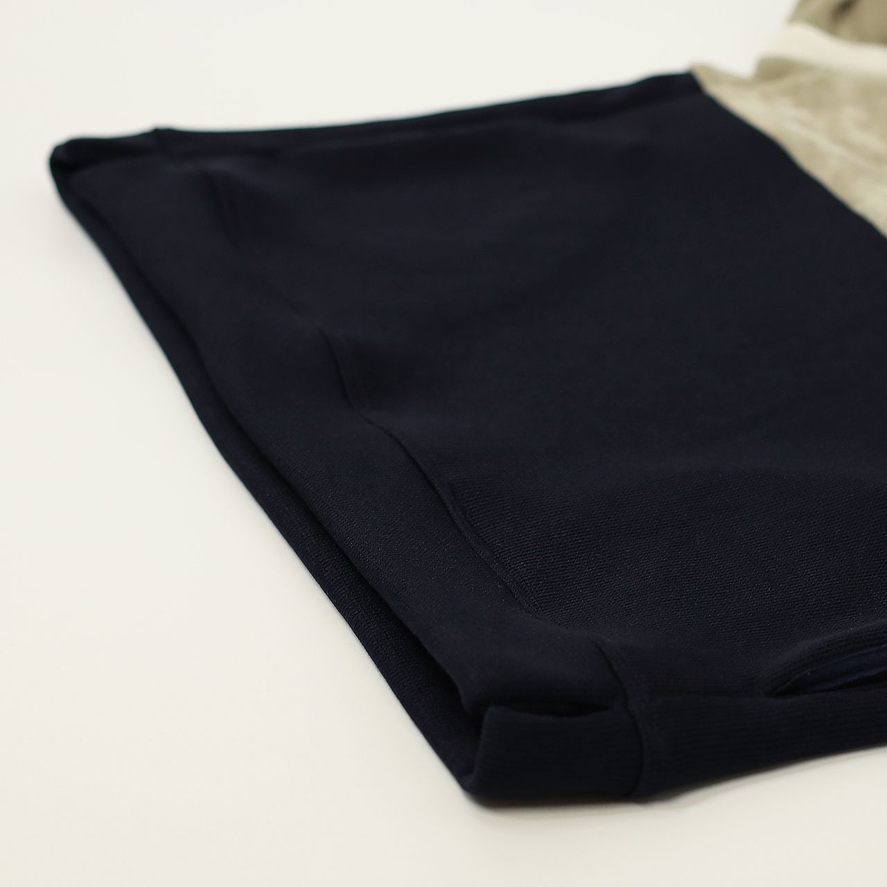 TRICOLOR VINTAGE P/O | SNOW | クルーネックプルオーバー