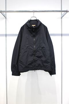 LIGHT SHELL STAND BLOUSON | BLACK | ナイロンジャケット