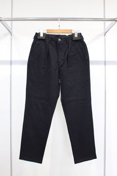 DENIM 1TUCK EZ TAPERED SLACKS -overdyed-/BLACK