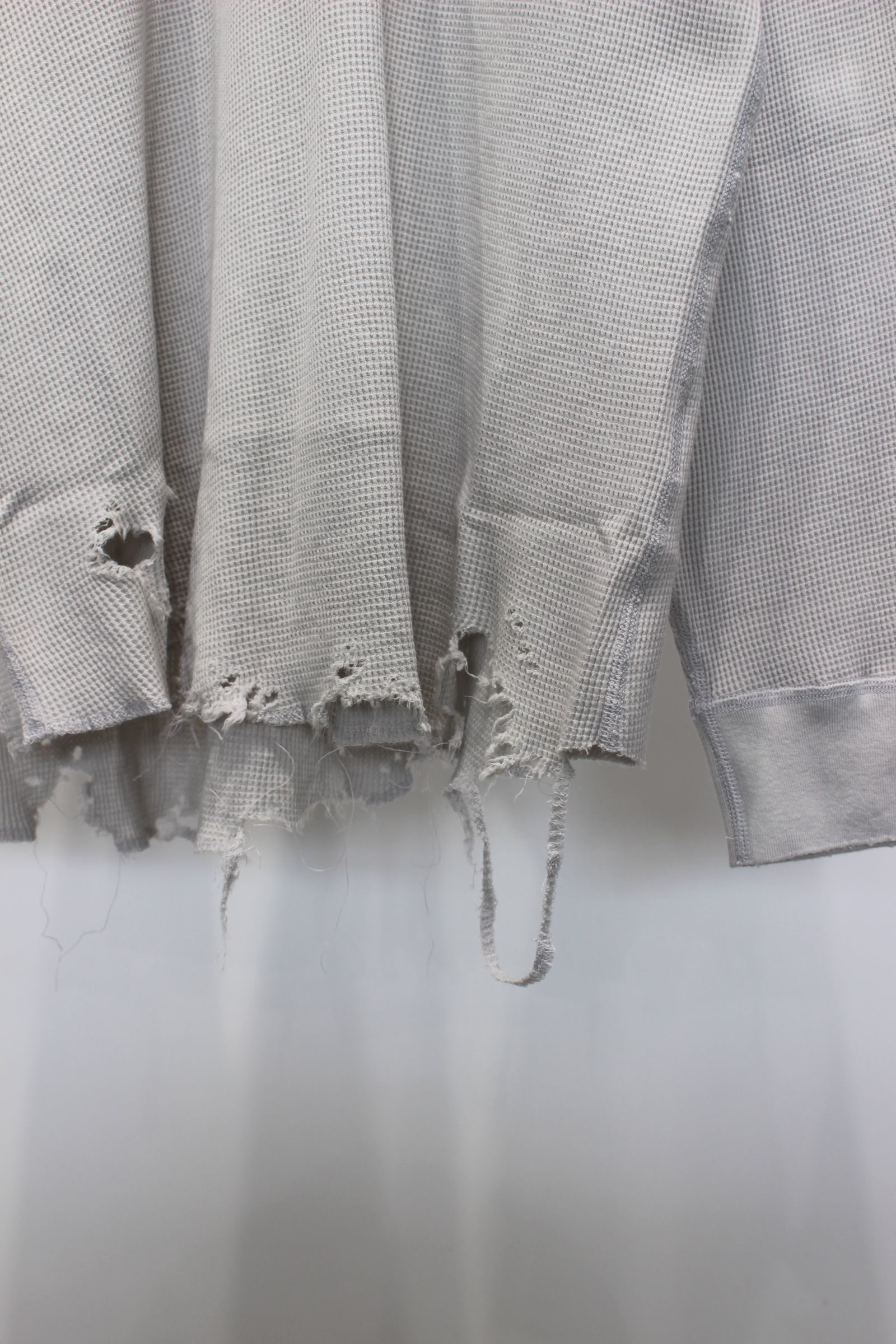 DAMAGE WAFFLE CREW LS | GREIGE | カットソー