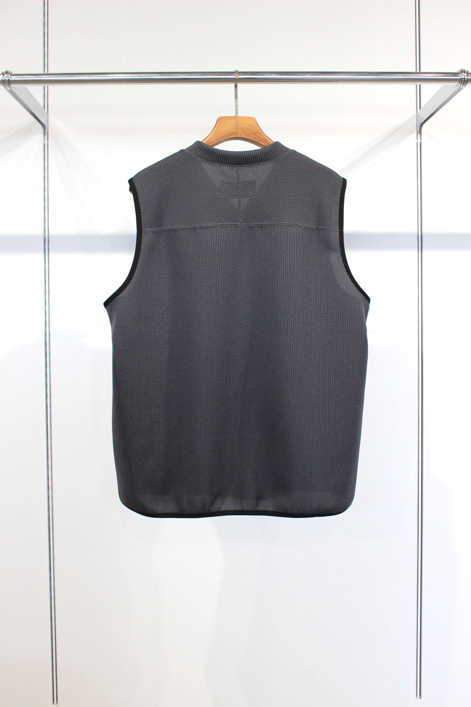 DRY KNIT VEST/GRAY