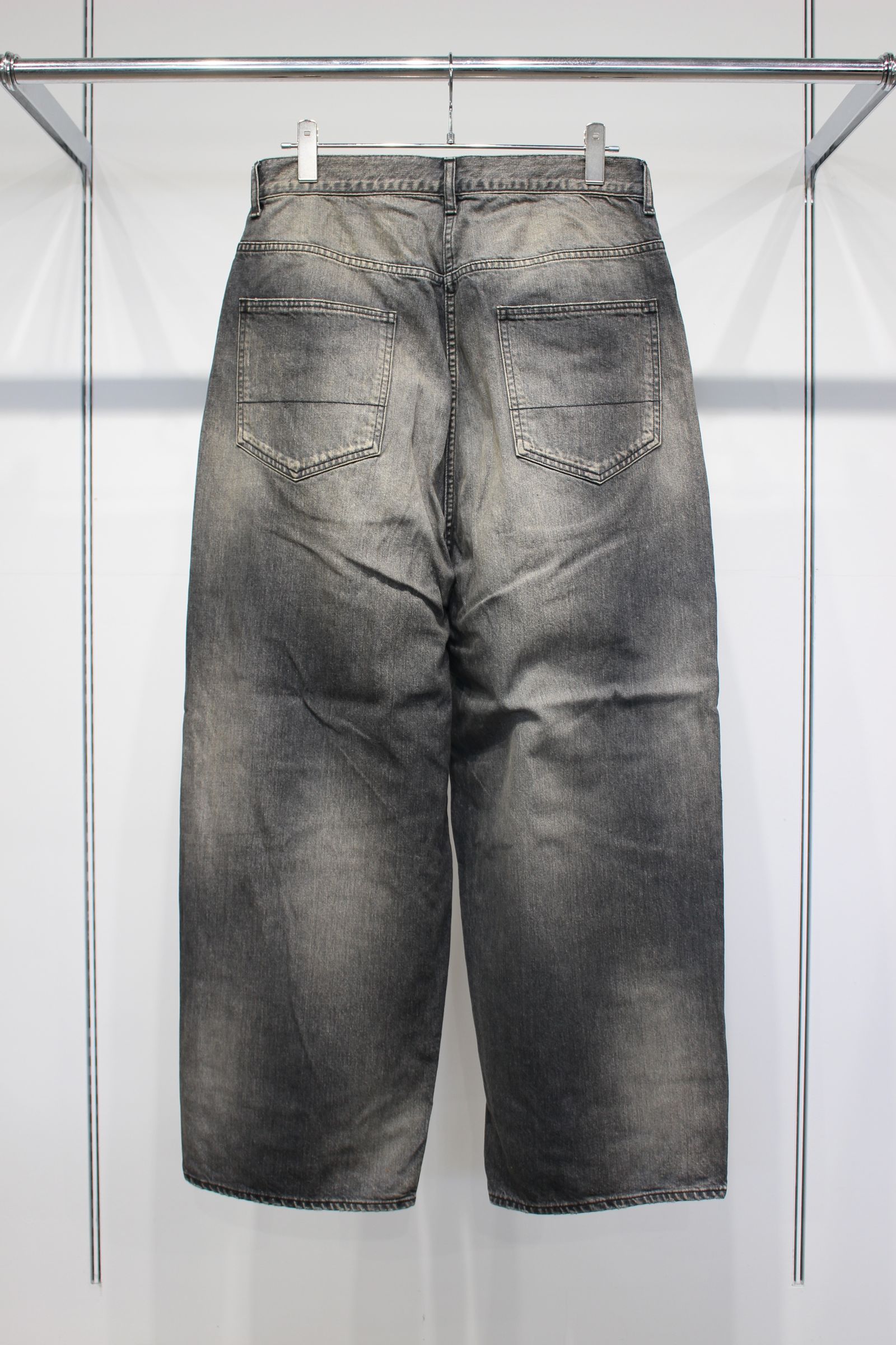 #05 AGING01 | BLACK | デニムパンツ