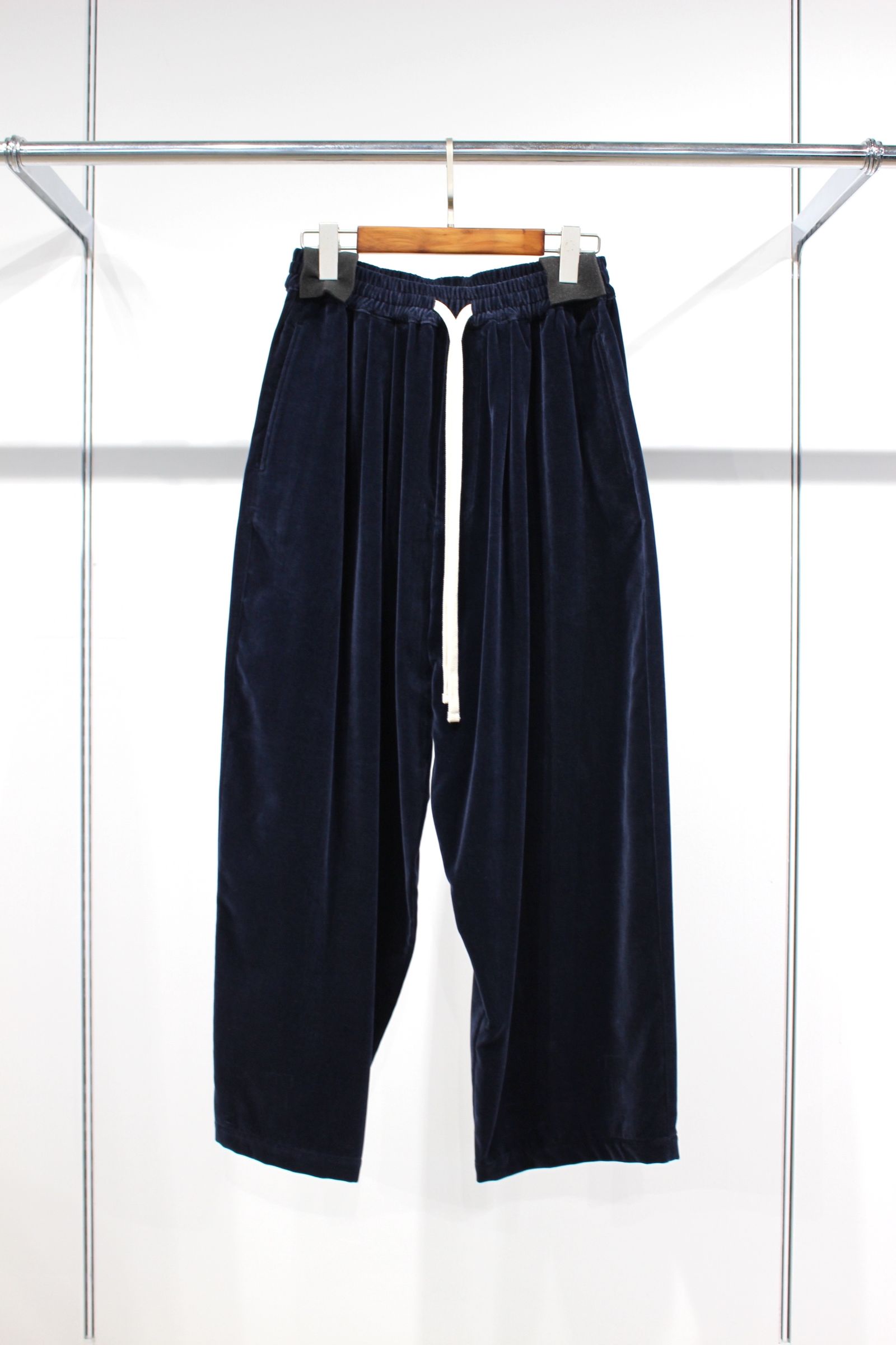 VELVET USED FINISH EASY WIDE PANTS | NAVY | パンツ